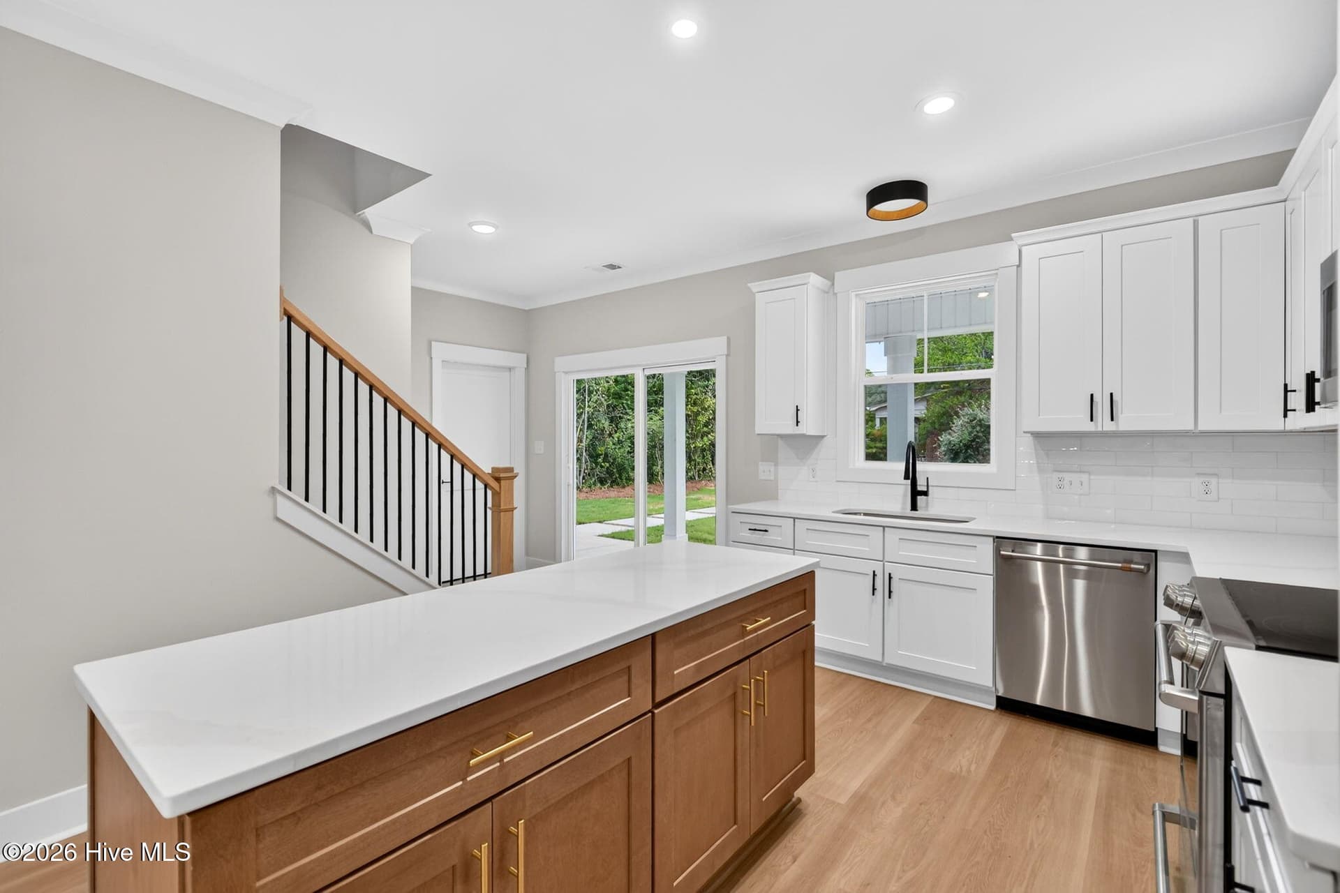 Kitchen Island looking toward the rear patio - 2303 Chestnut Street, Wilmington, NC 28405
