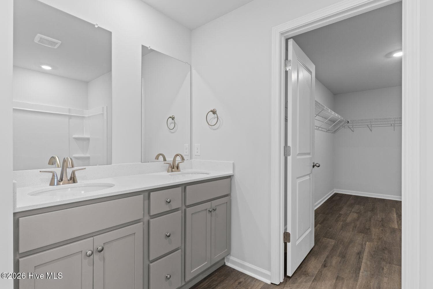 Single Family Residence at 1140 Garland Lake Cir Sw, Supply, NC 28462, photo 5 of 5