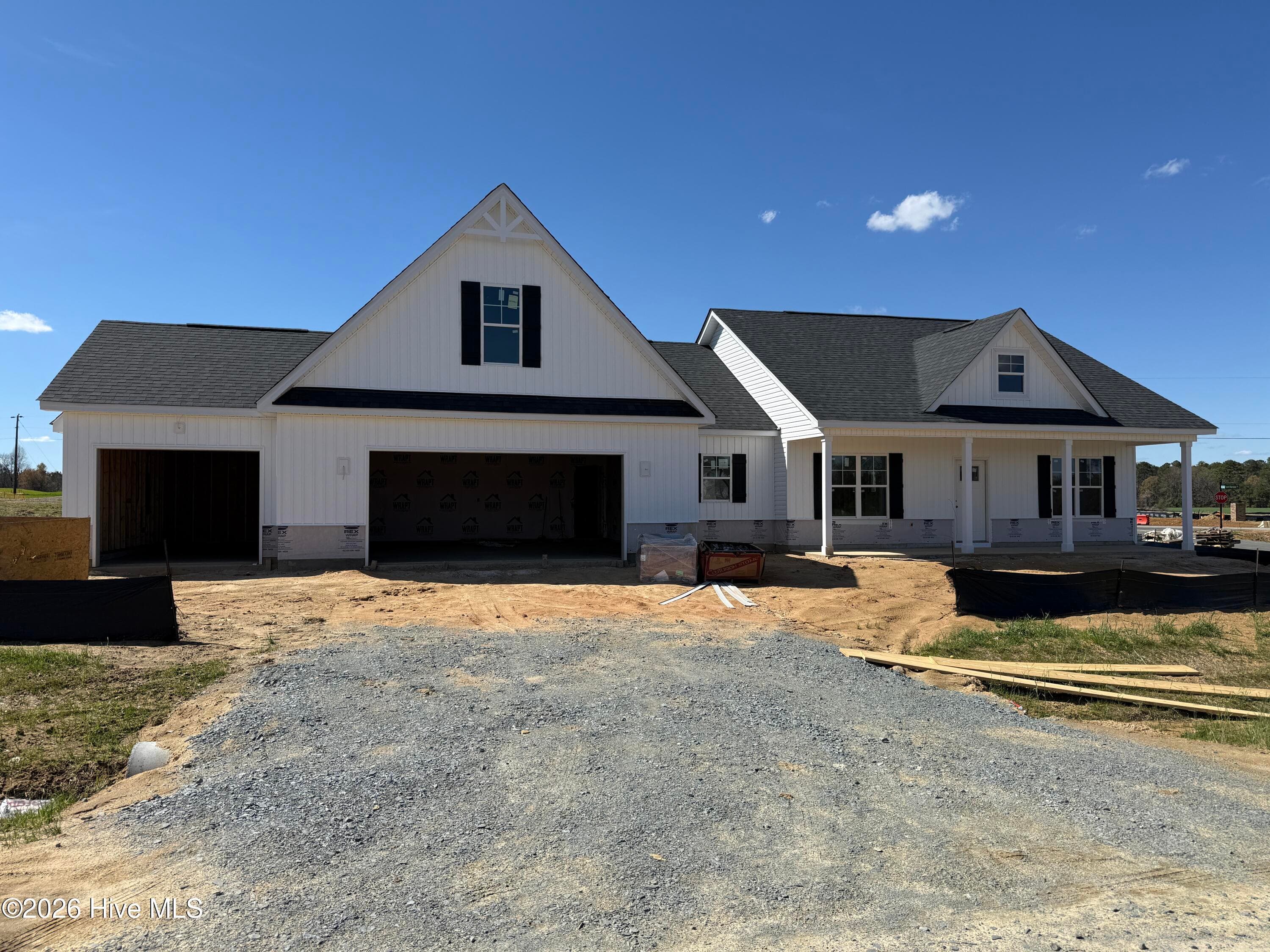 Single Family Residence at 22 Grady Farm Way, Benson, NC 27504, photo 9 of 182