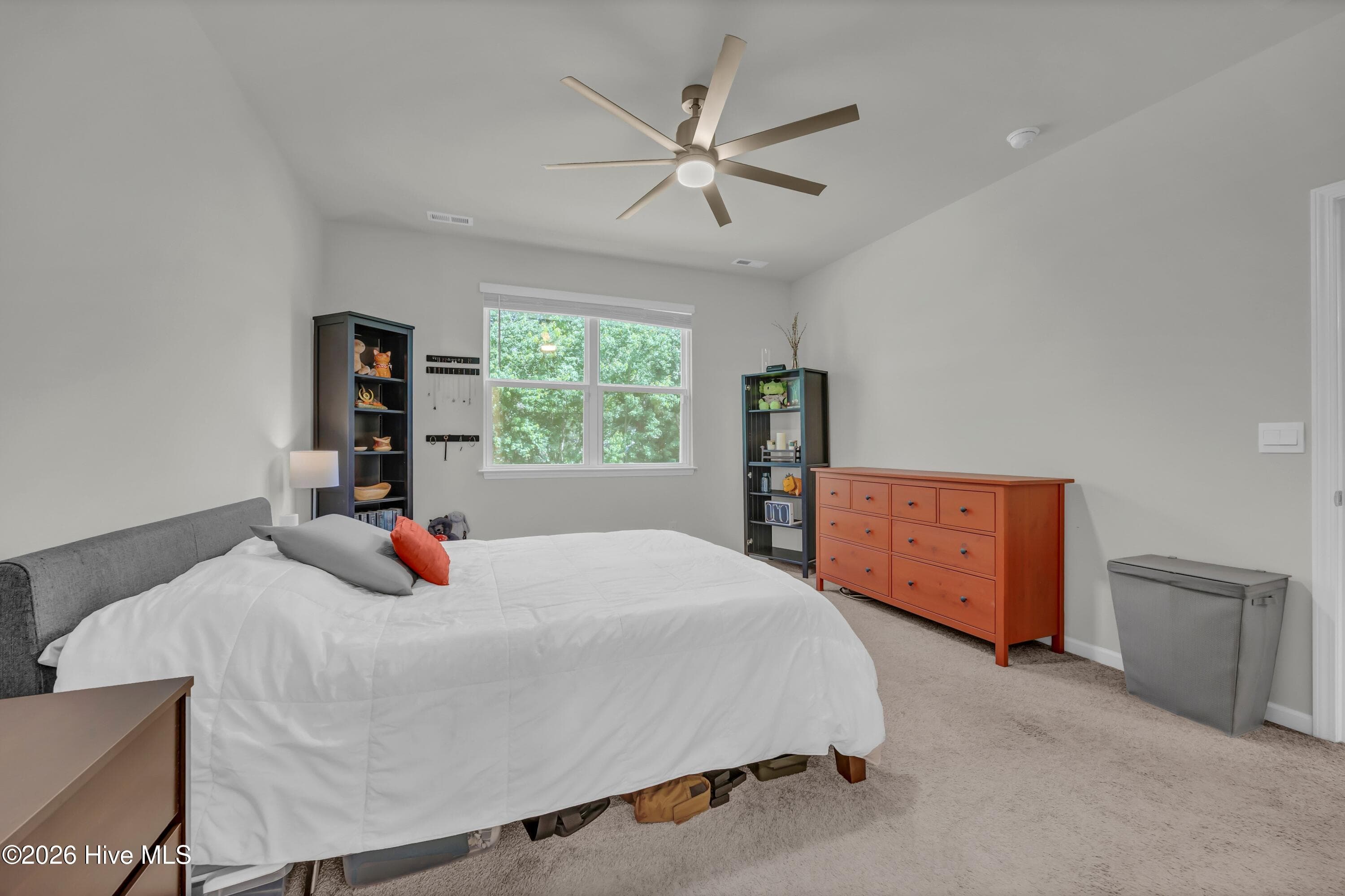 Single Family Residence at 321 Tributary Circle, Wilmington, NC 28401, photo 15 of 27