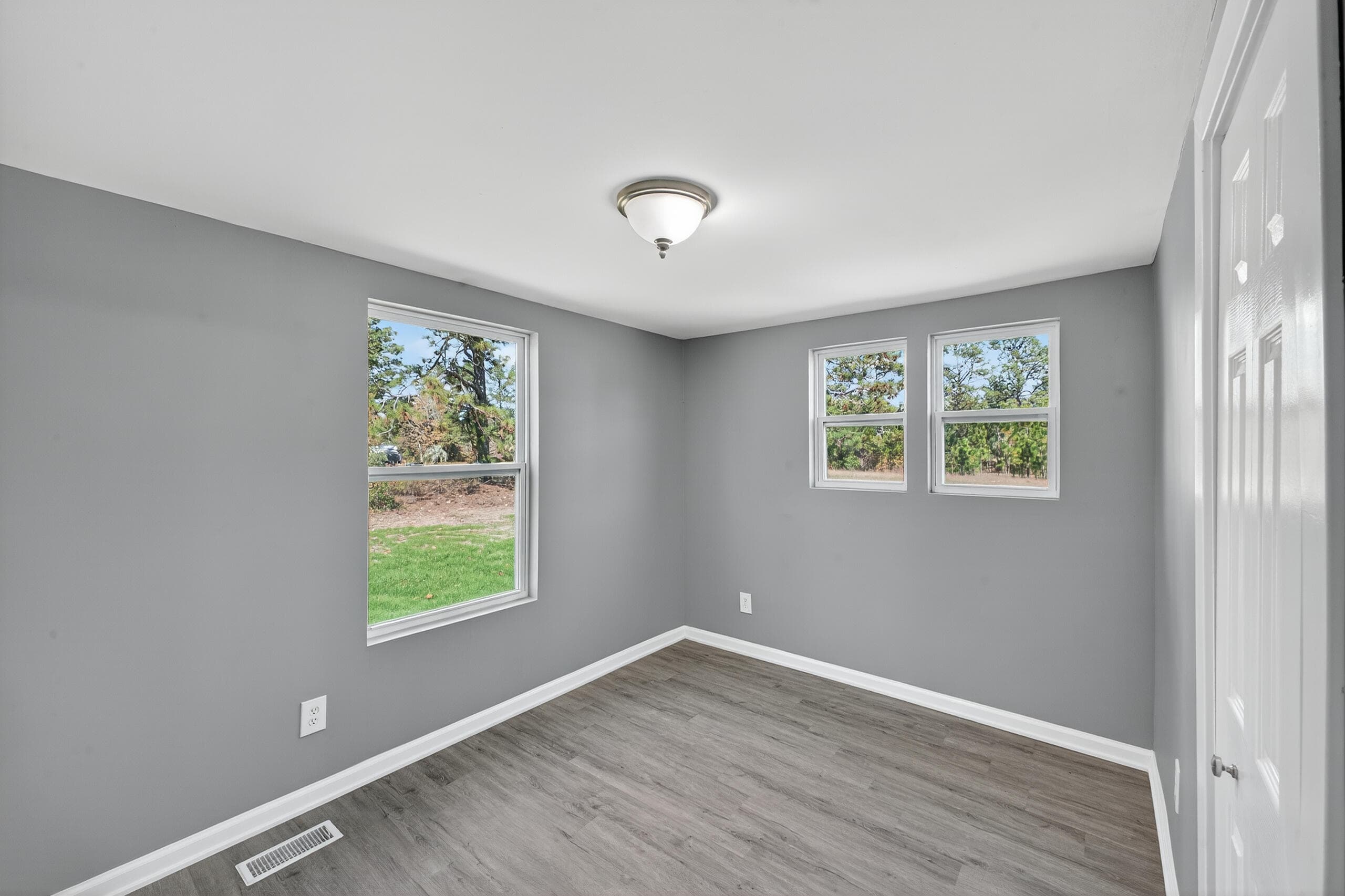 Single Family Residence at 20135 Us-Hwy 278, Williston, SC 29853, photo 15 of 28