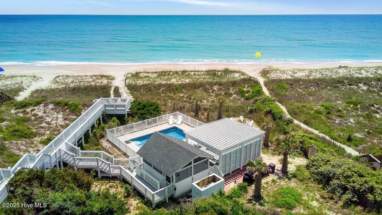 Expansive Back Yard Oceanfront Fun in the Sun - 1829 Salter Path Road, Indian Beach, NC 28512
