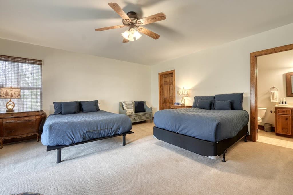 Residential at 575 Carolina Springs Lane, Franklin, NC 28734, photo 31 of 68