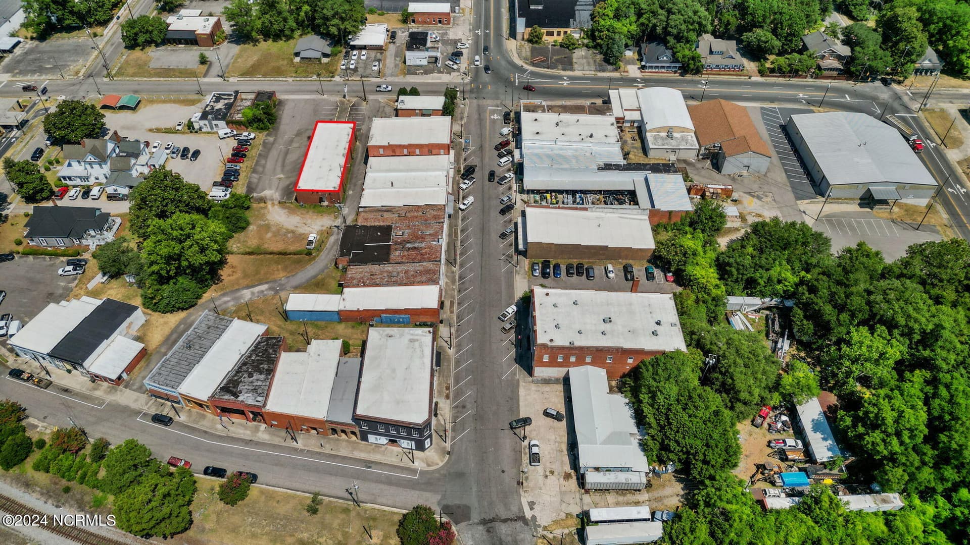 Commercial Sale at 20 Hamlet Avenue, Hamlet, NC 28345, photo 13 of 26