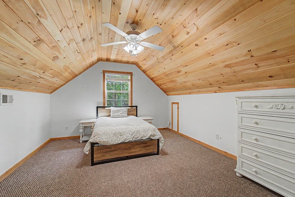 Single Family Residence at 138 Hubbell Lane, Robbinsville, NC 28771, photo 41 of 63