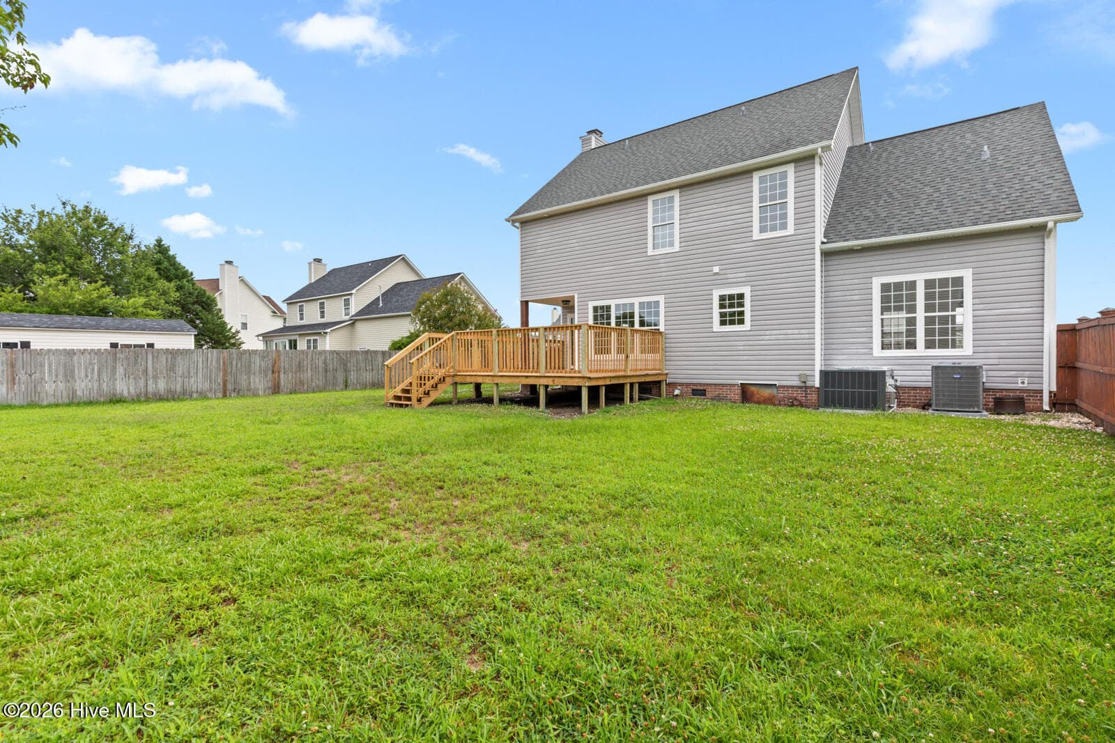Single Family Residence at 101 New Castle Drive, Jacksonville, NC 28540, photo 32 of 33