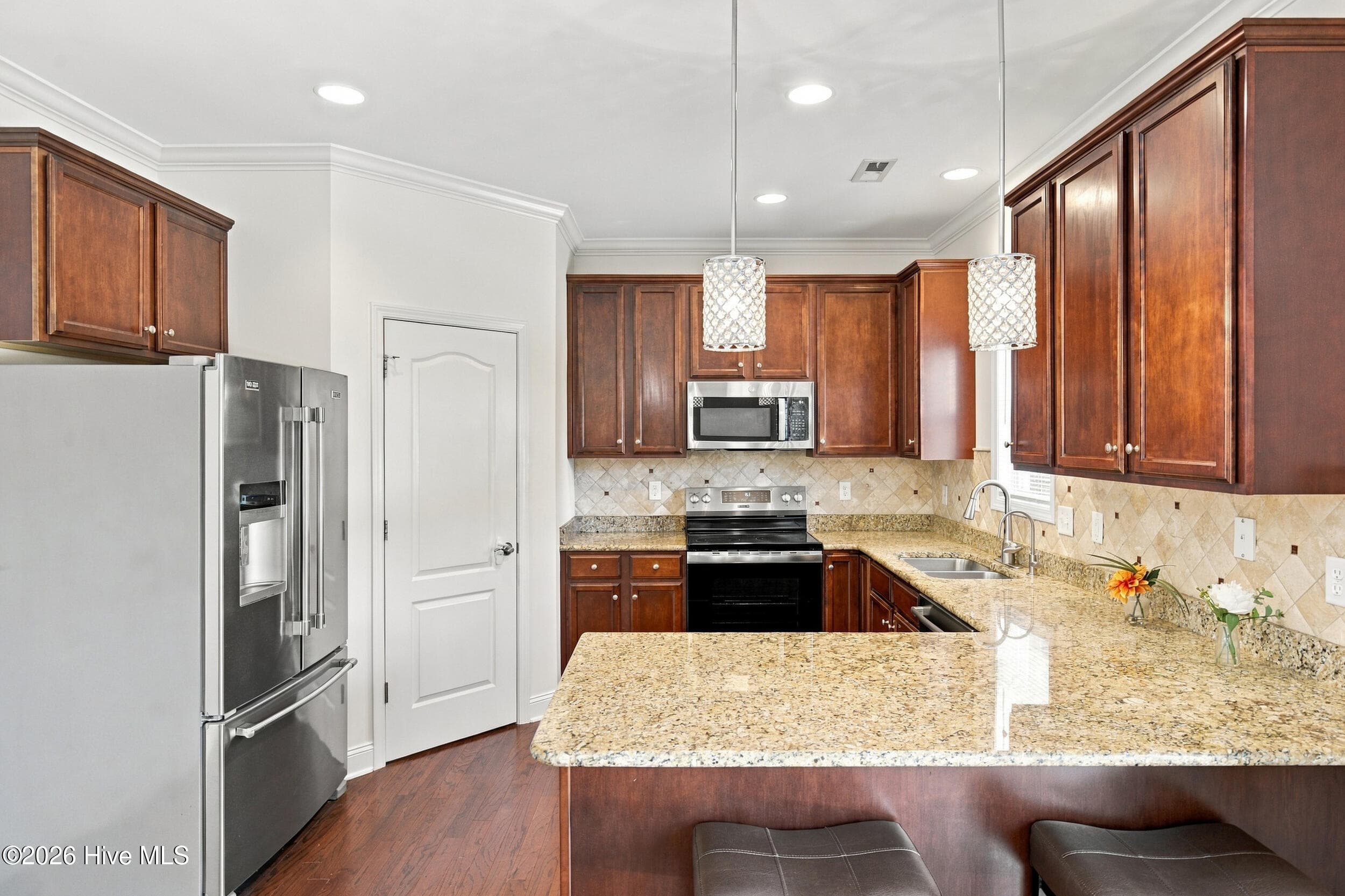 Single Family Residence at 1570 Stones Edge Loop, Wilmington, NC 28405, photo 14 of 64