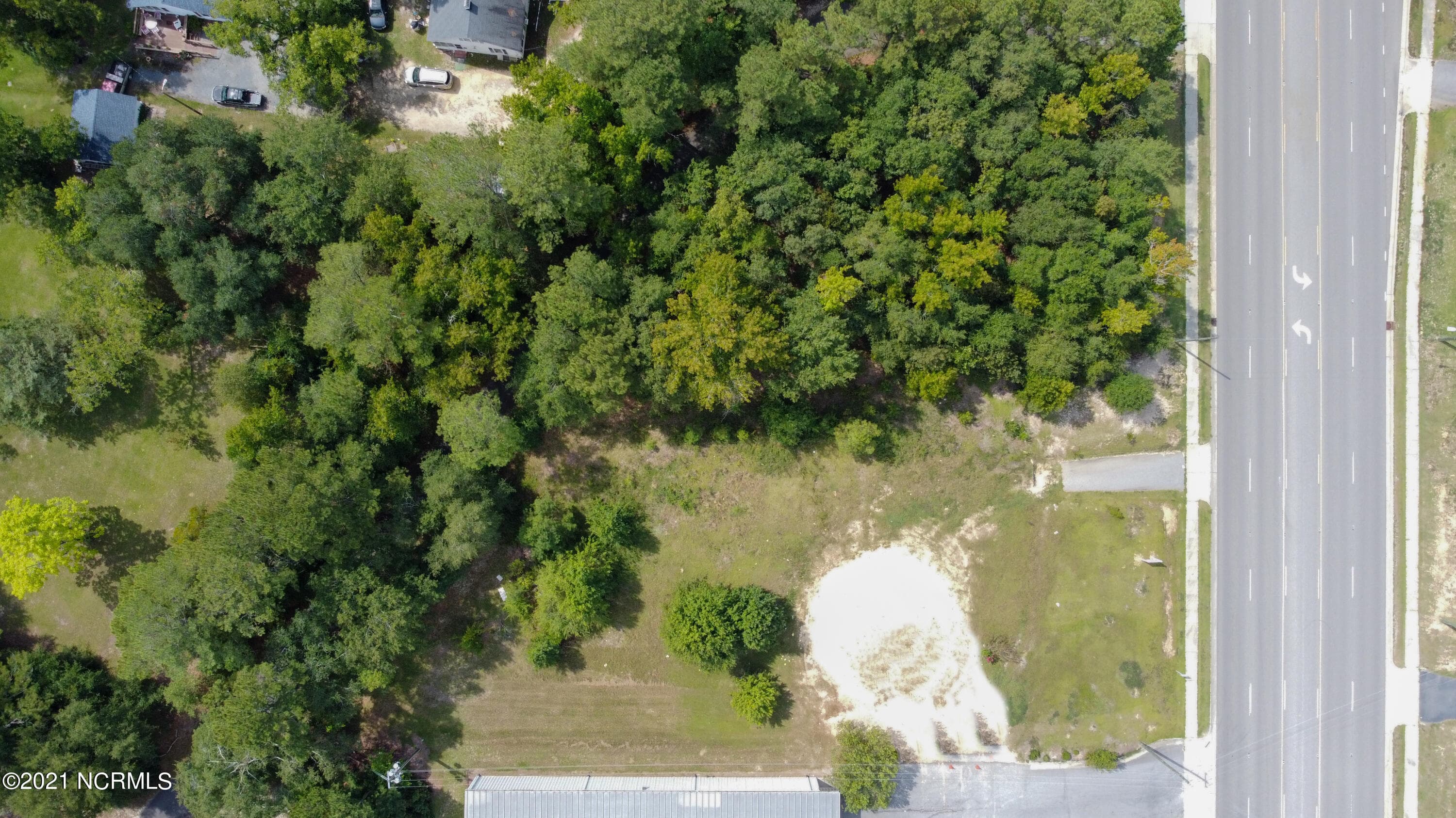 Commercial Sale at 2026 Fayetteville Road, Rockingham, NC 28379, photo 4 of 12