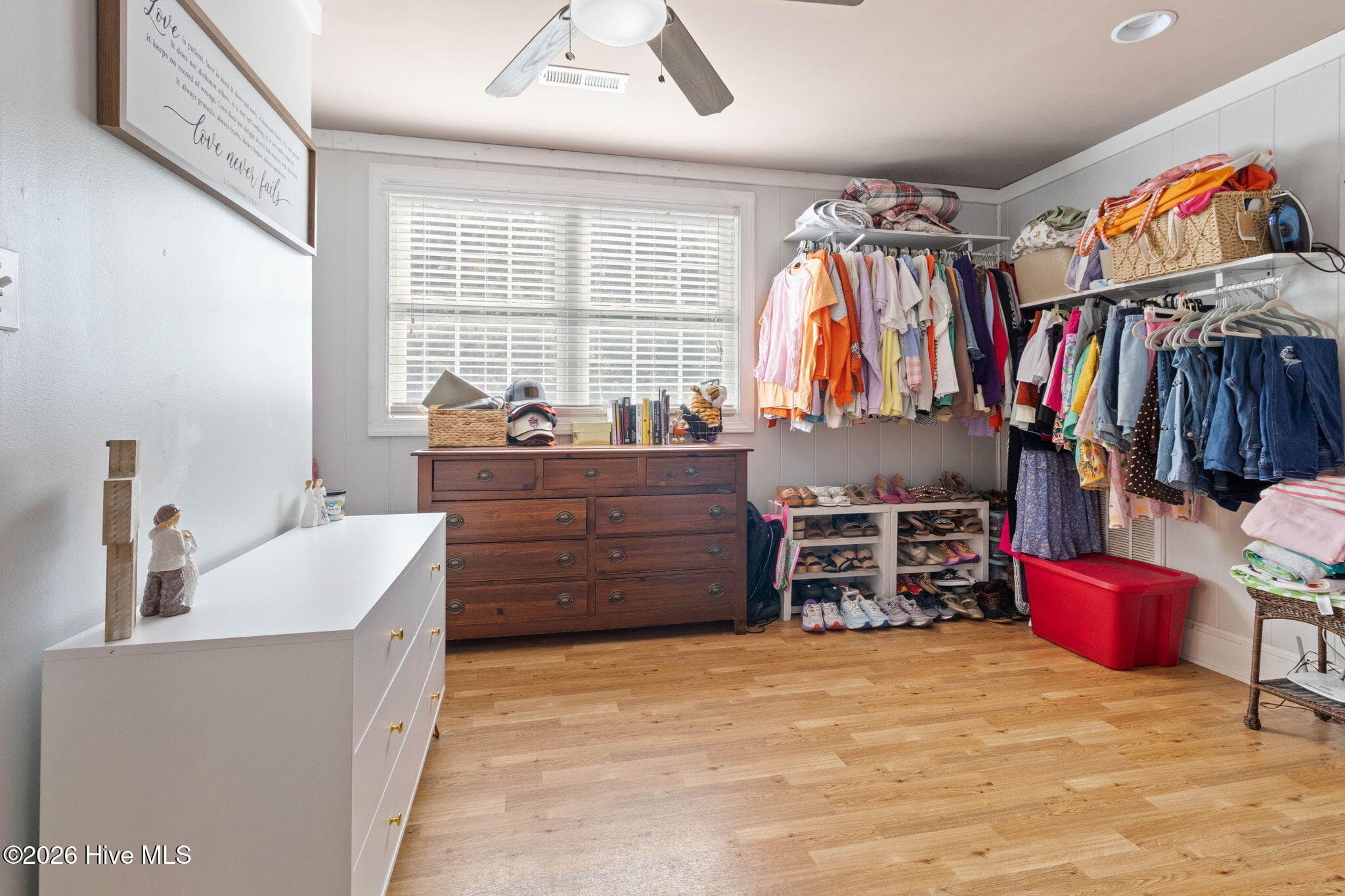 Large Walk In Closet - 727 Mount Olive Road, Bladenboro, NC 28320
