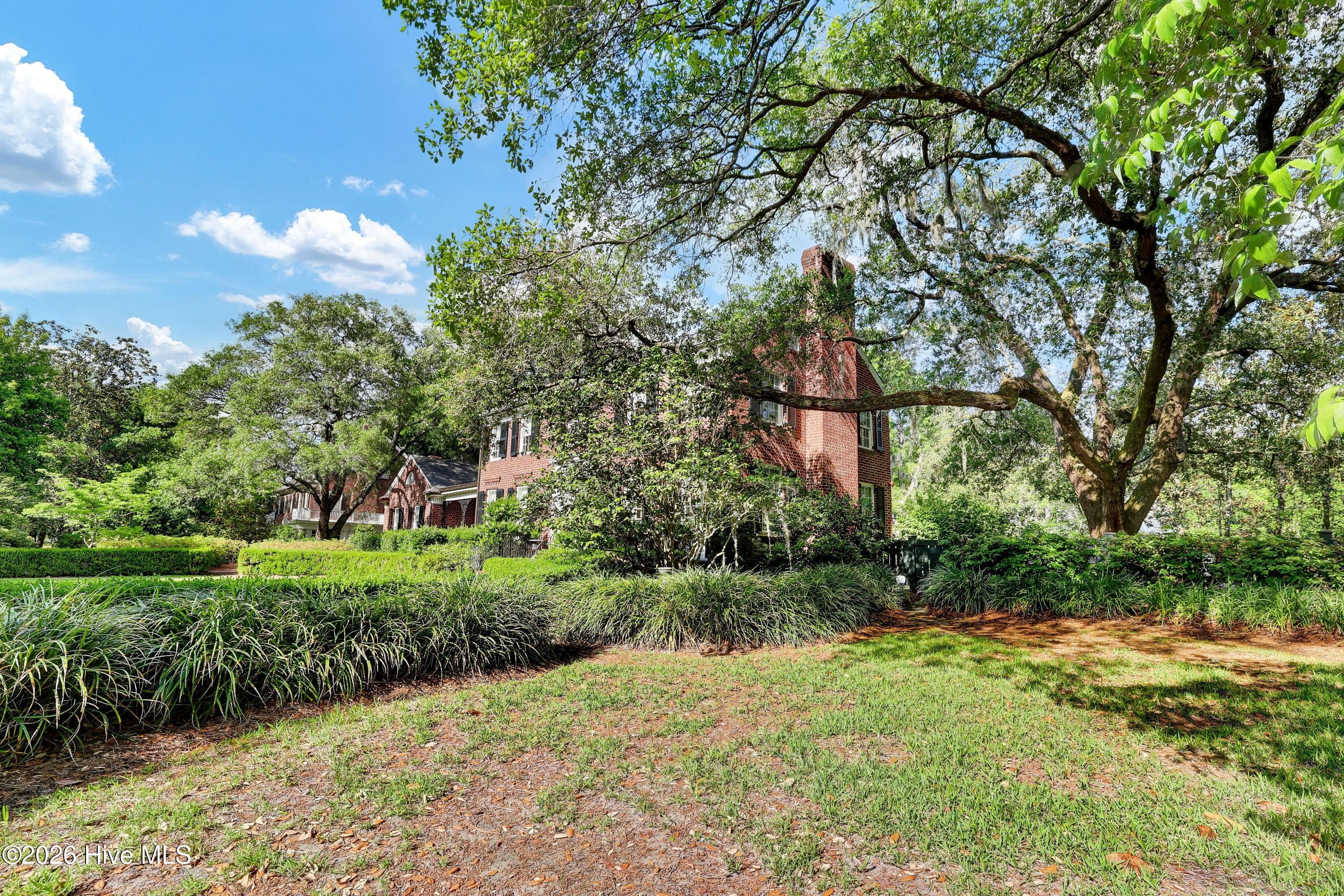 Single Family Residence at 1411 Live Oak Parkway, Wilmington, NC 28403, photo 55 of 63