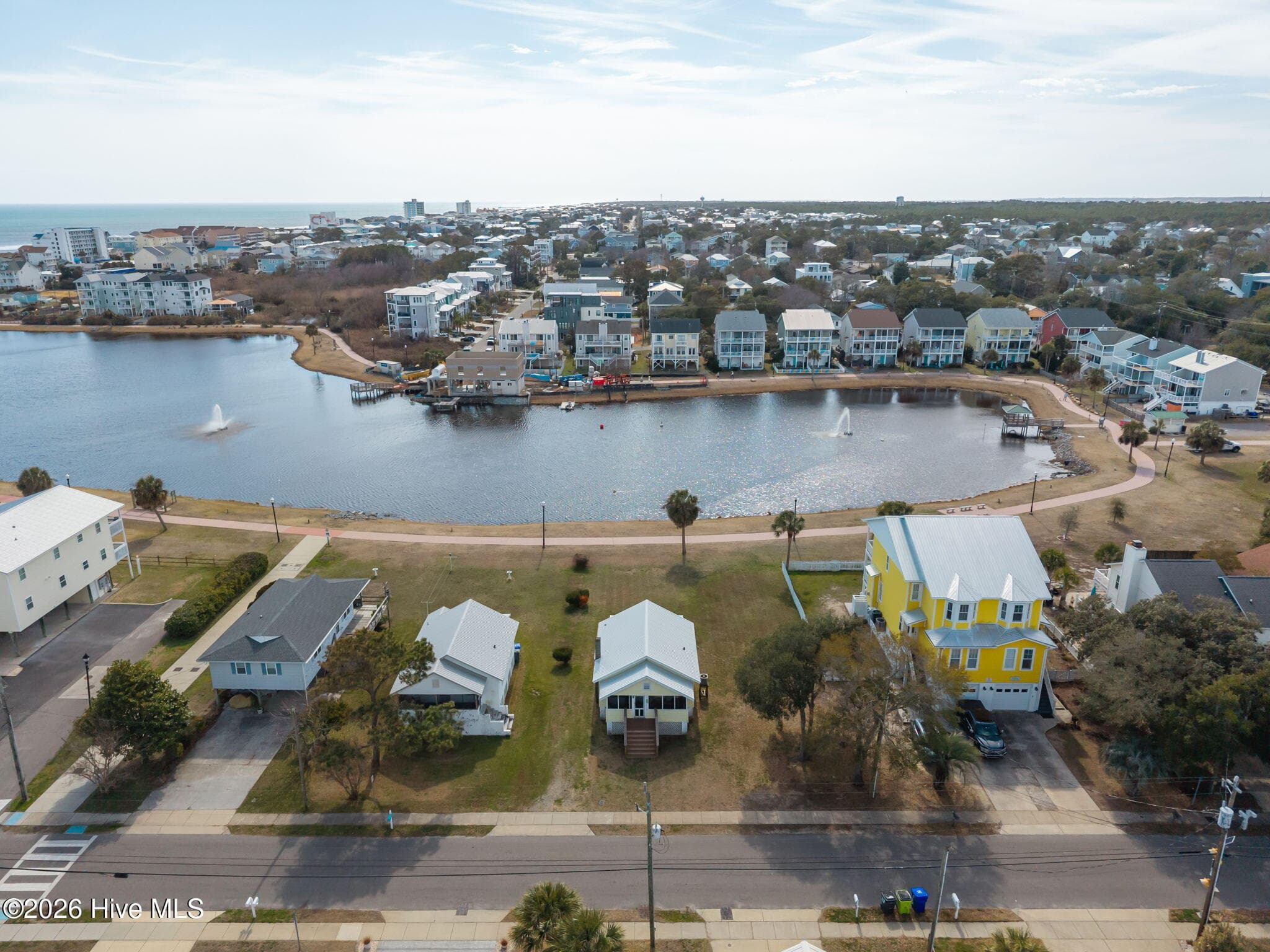 Single Family Residence at 305 Atlanta Avenue, Carolina Beach, NC 28428, photo 5 of 69