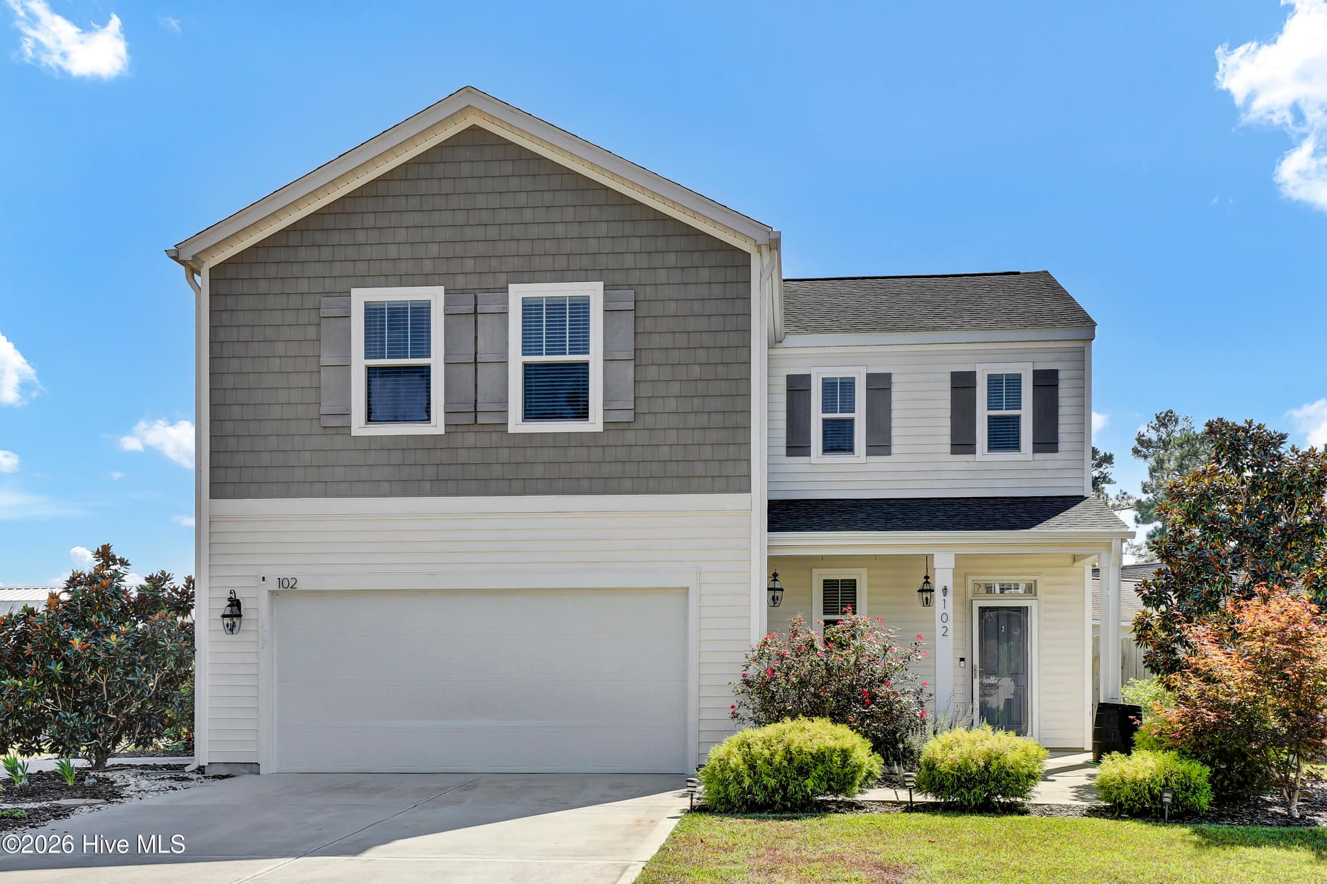 Single Family Residence at 102 Tralee Place, Holly Ridge, NC 28445, photo 3 of 71
