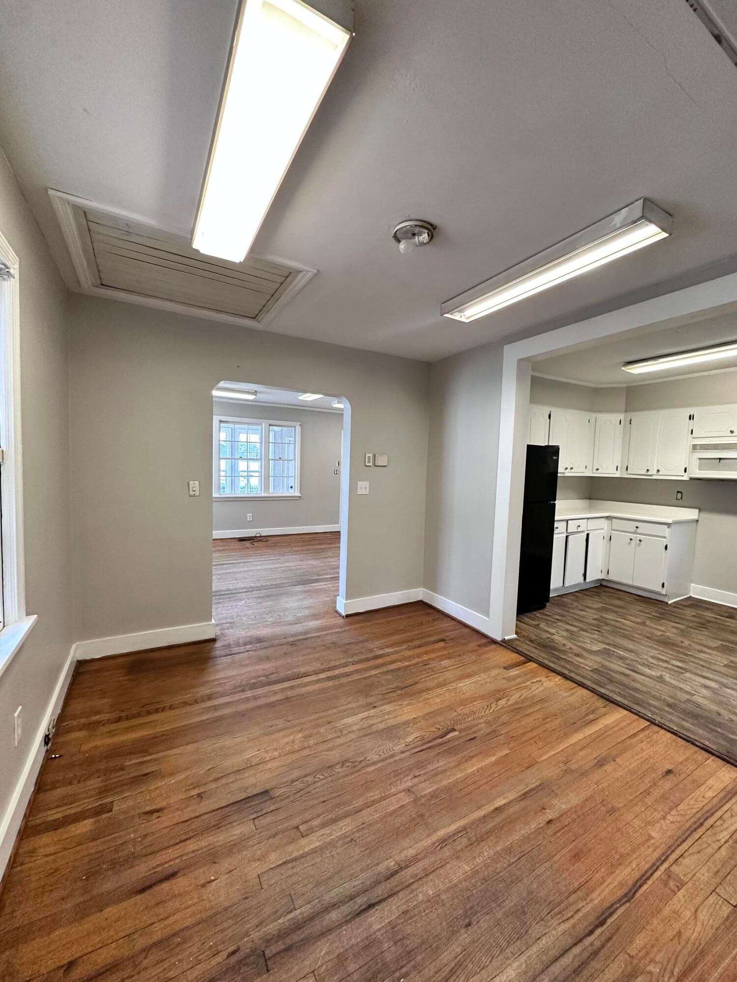 Single Family Residence at 2619 Wrightsboro Road, Augusta, GA 30904, photo 6 of 24