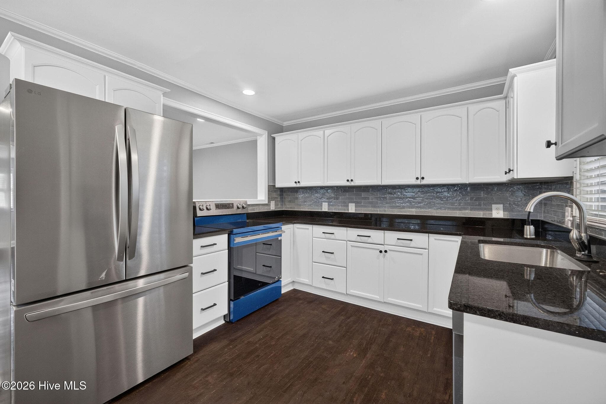 Single Family Residence at 712 Rosemont Avenue, Wilmington, NC 28403, photo 16 of 36