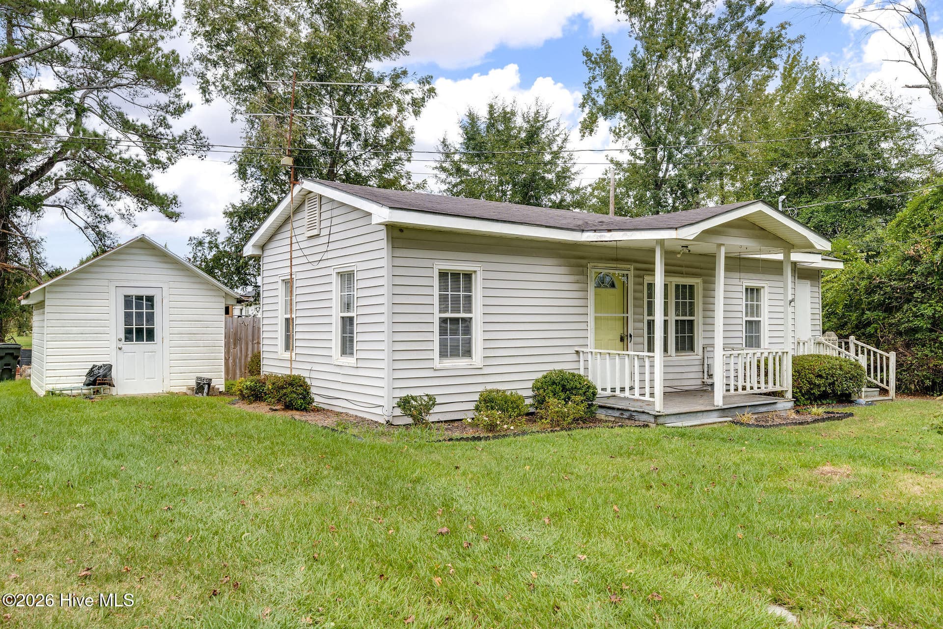 115 E Murphy Street, Wallace, NC 28466