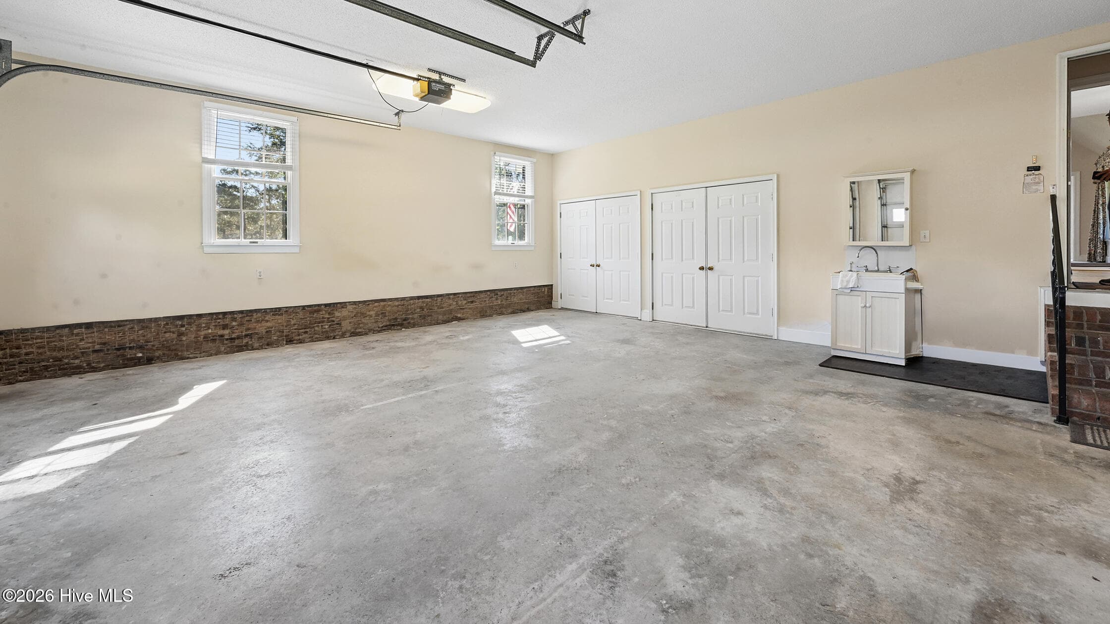Single Family Residence at 944 Country Club Drive, Ayden, NC 28513, photo 21 of 61