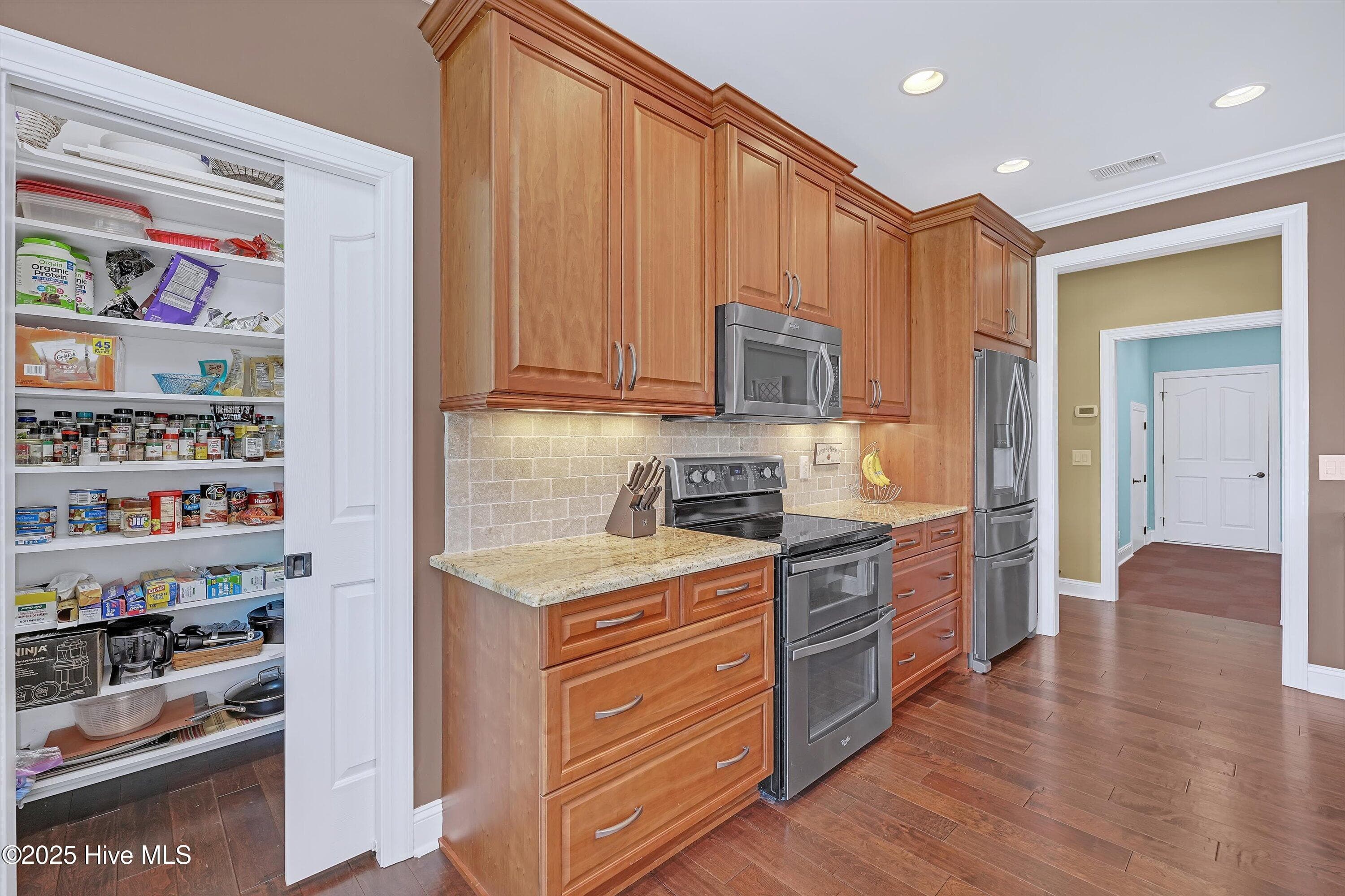 Walk In Pantry & Kitchen - 102 Reflection Court SW, Ocean Isle Beach, NC 28469