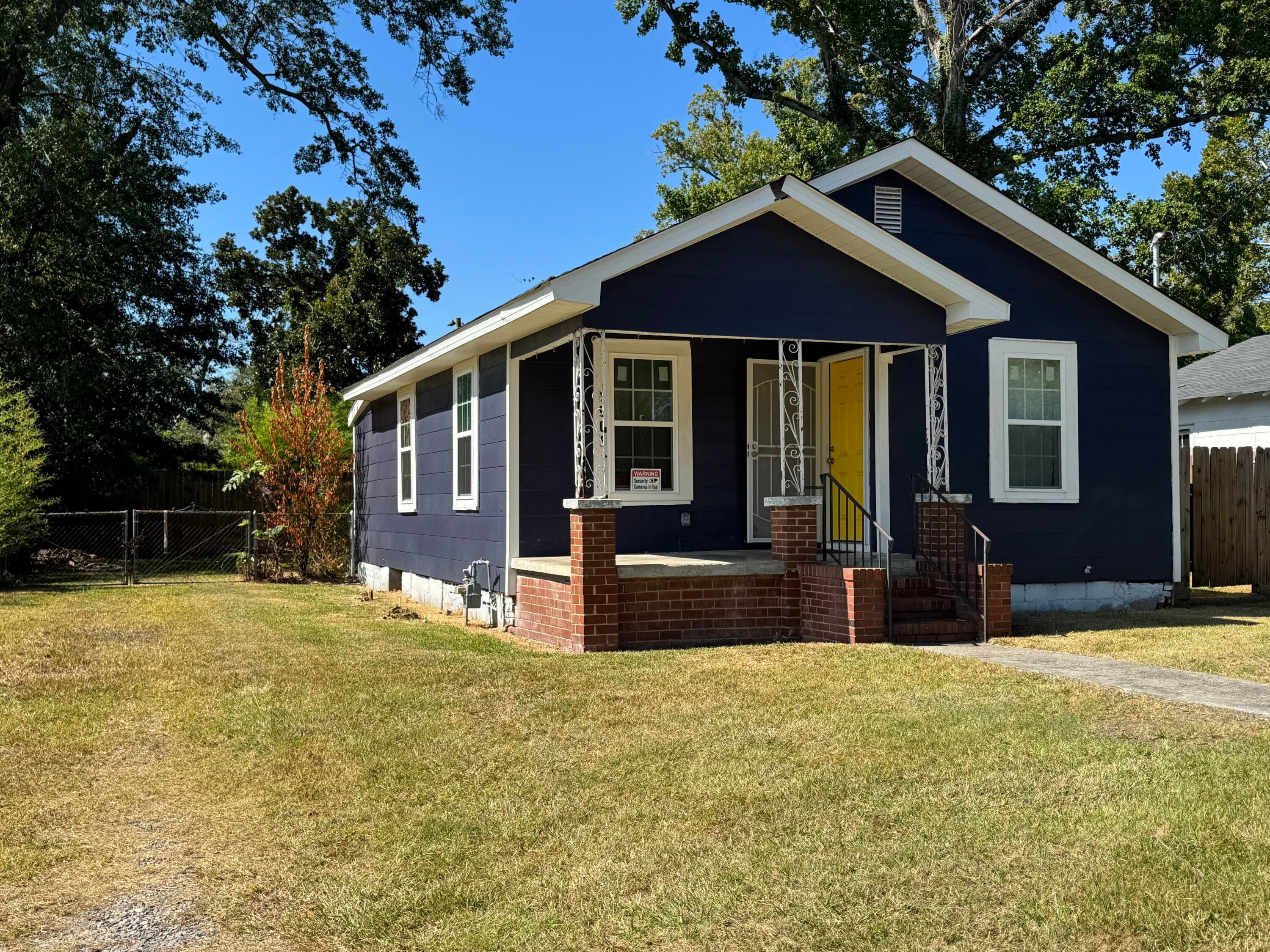 Single Family Residence at 1906 Jenkins Street, Augusta, GA 30904, photo 2 of 25