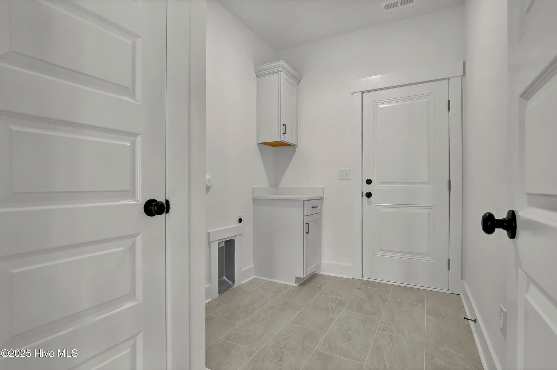 **Similar Home, NOT Subject, Finishes Vary** - 258 Planters Walk, Hampstead, NC 28443