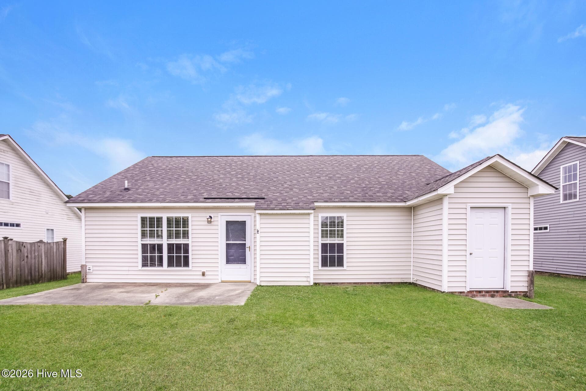 Single Family Residence at 3715 Highland Drive, Ayden, NC 28513, photo 5 of 20