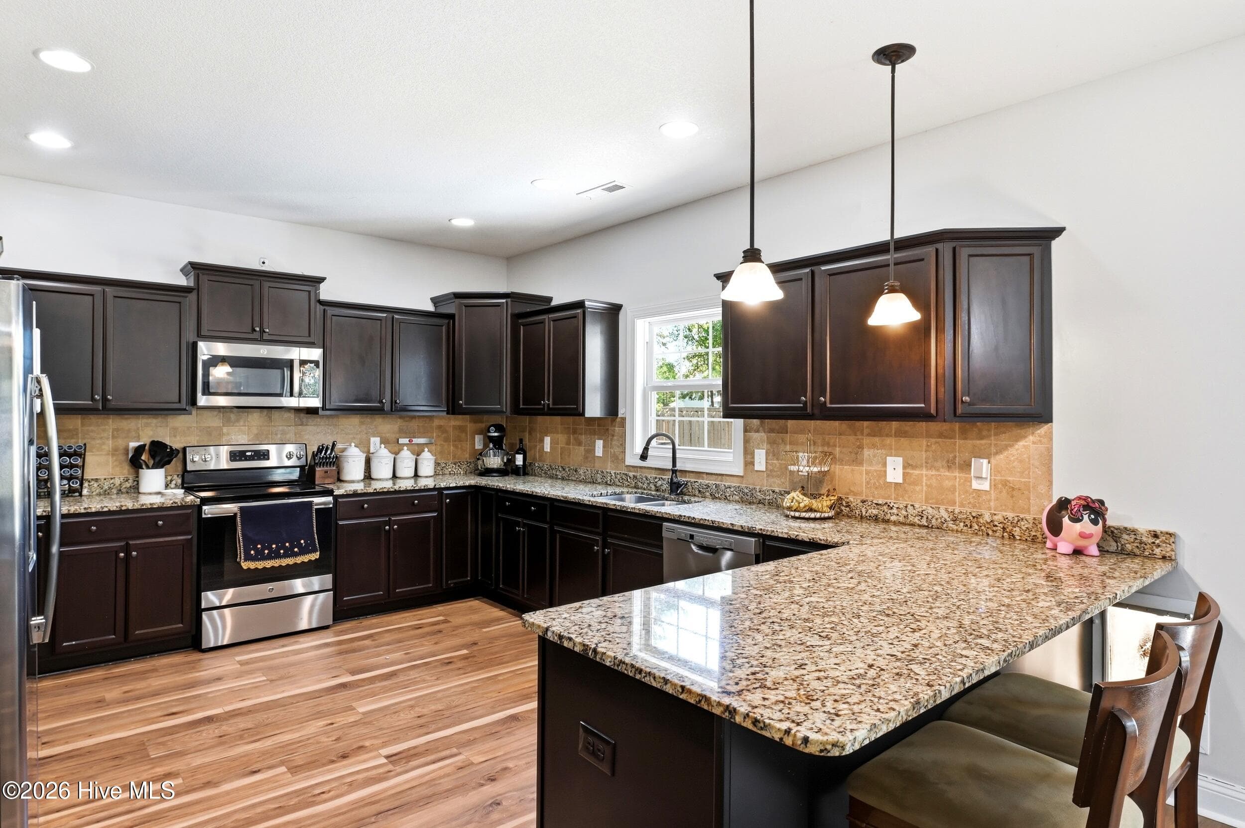 Single Family Residence at 534 Saratoga Road, Sneads Ferry, NC 28460, photo 17 of 54