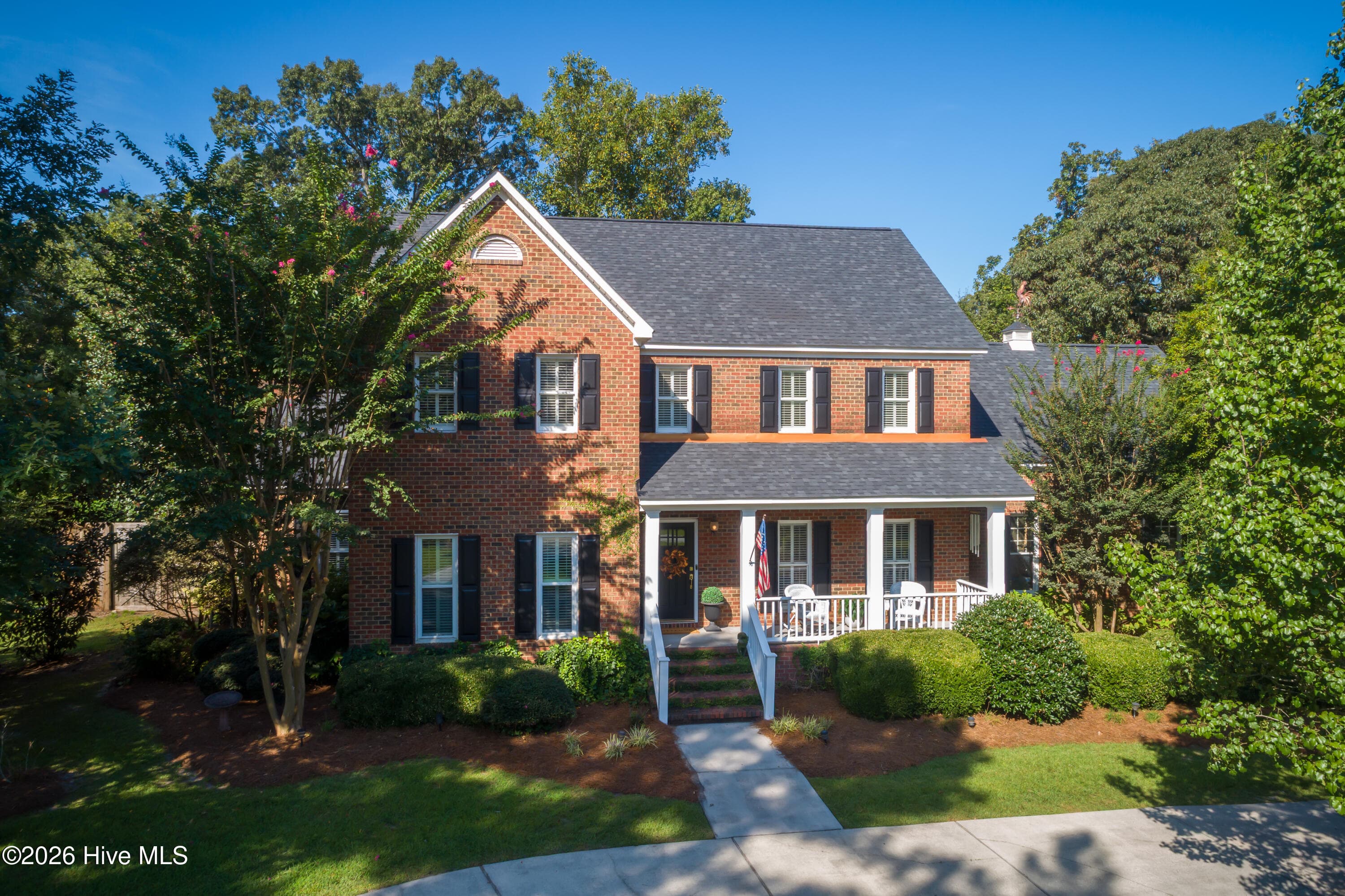 Single Family Residence at 2417 Oakview Drive, New Bern, NC 28562, photo 3 of 53