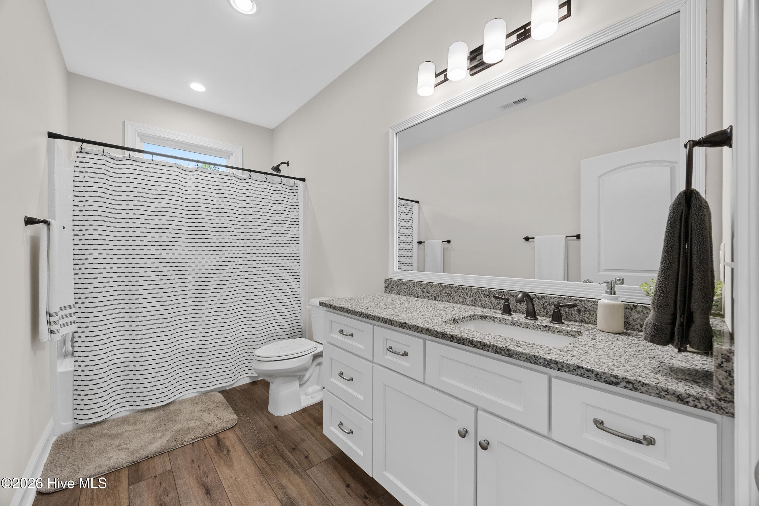 Single Family Residence at 182 Scrub Oaks Drive, Hampstead, NC 28443, photo 21 of 37