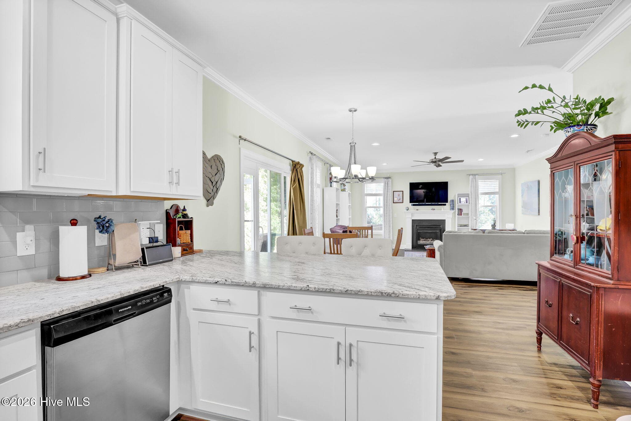 Single Family Residence at 235 Topsail Watch Drive, Hampstead, NC 28443, photo 20 of 58