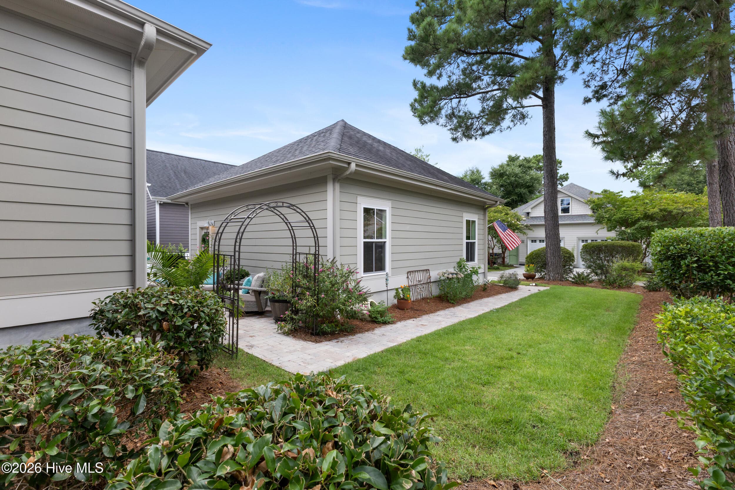 Single Family Residence at 409 Cornubia Drive, Castle Hayne, NC 28429, photo 44 of 77