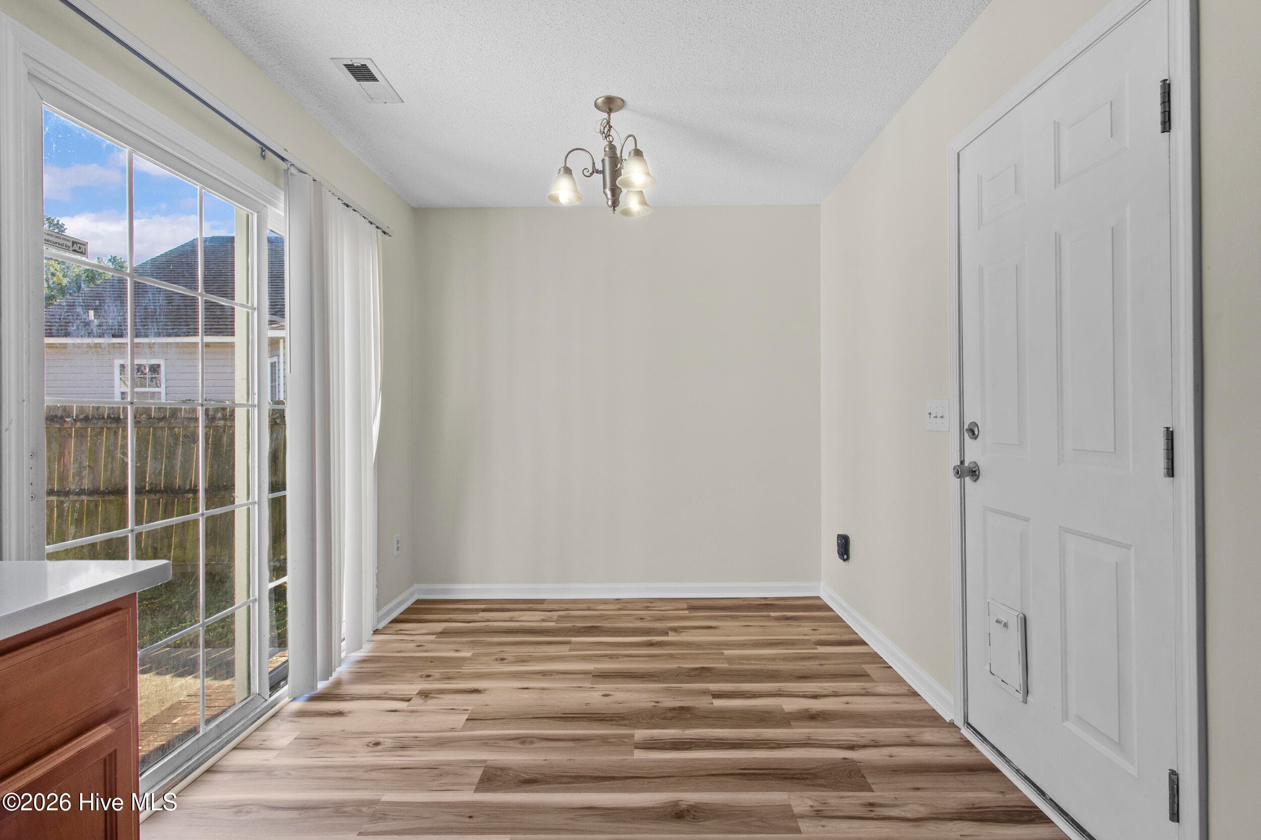 Single Family Residence at 4745 Corena Drive, New Bern, NC 28562, photo 15 of 25