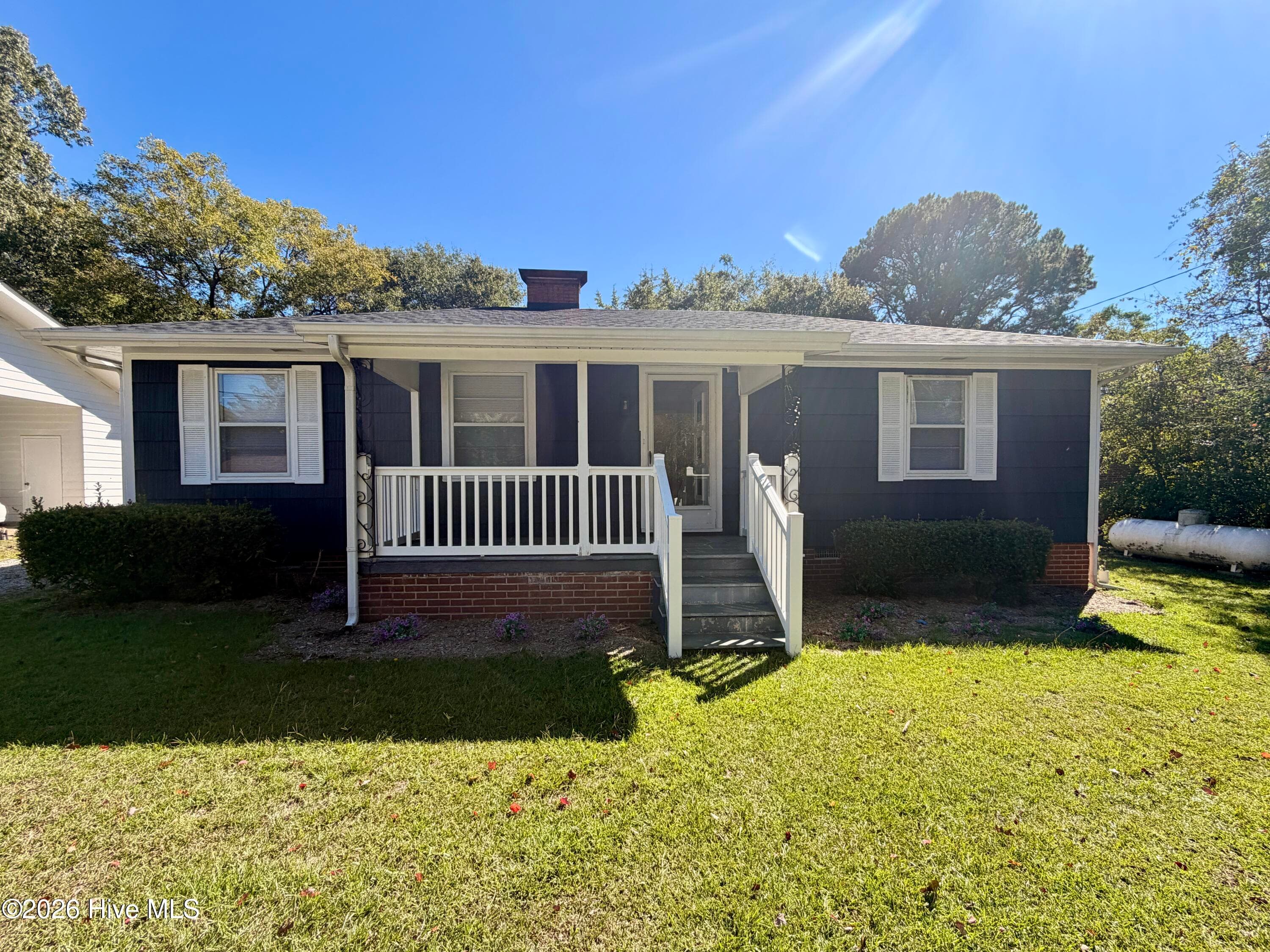 Single Family Residence at 910 Pittman Street, Goldsboro, NC 27530, photo 4 of 26