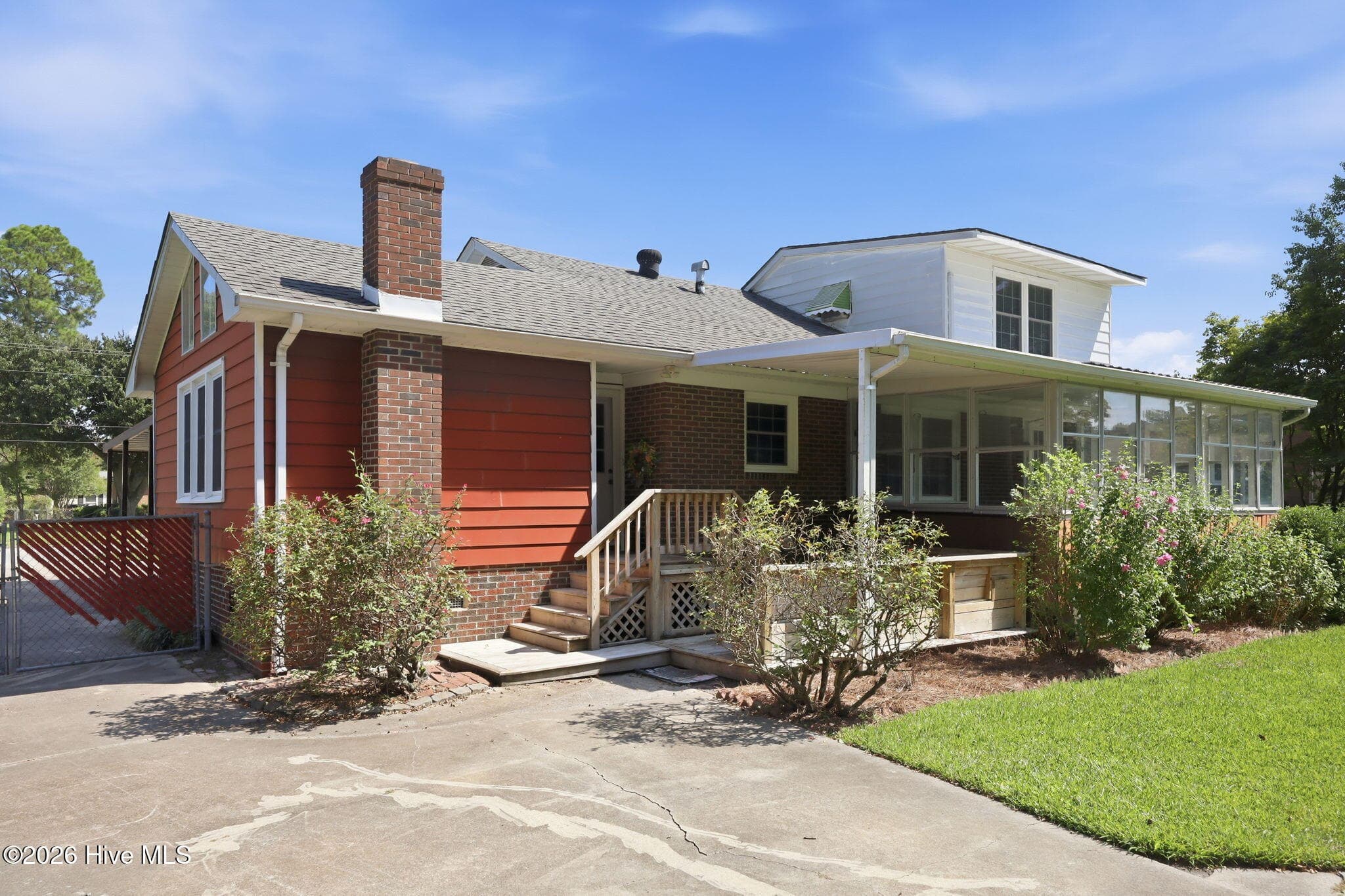 Single Family Residence at 2002 Carey Road, Kinston, NC 28501, photo 10 of 54