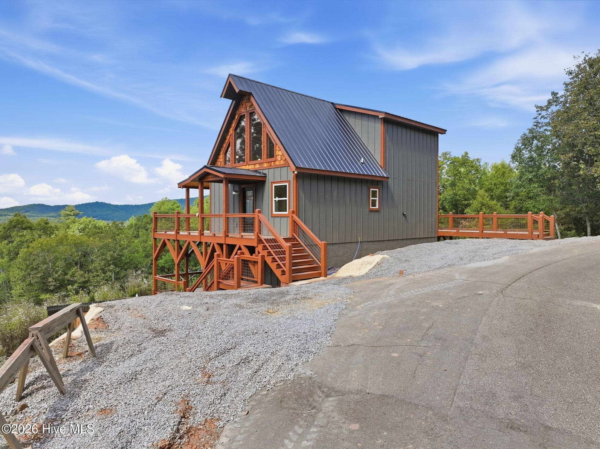 210 Fiddlers Way, Brasstown, NC 28902