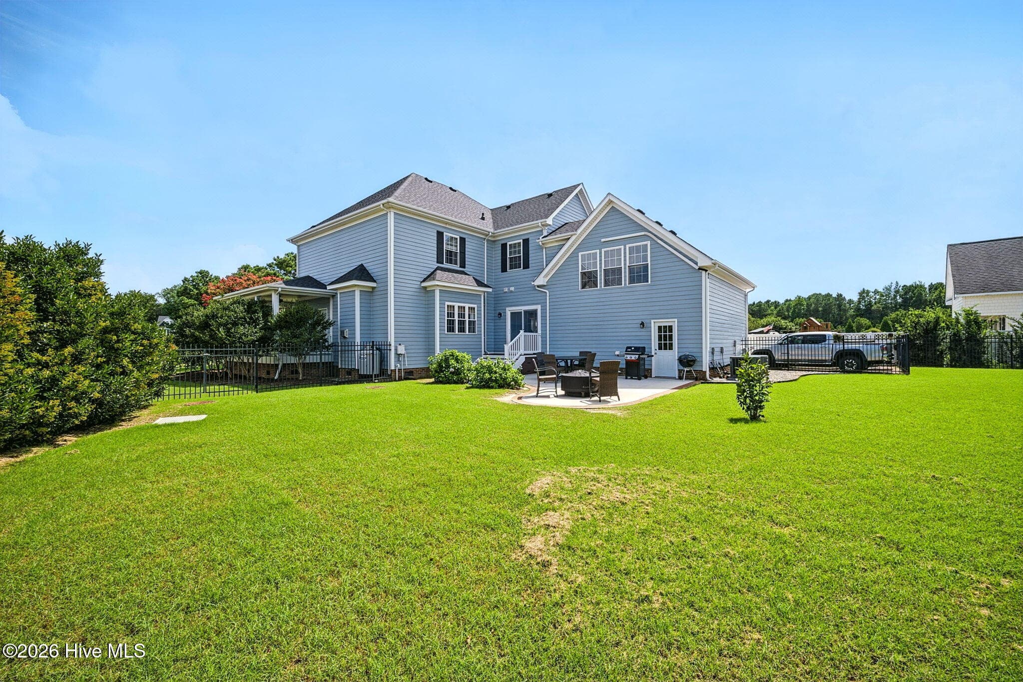 Single Family Residence at 102 Blue Heron Cove, Moyock, NC 27958, photo 35 of 53