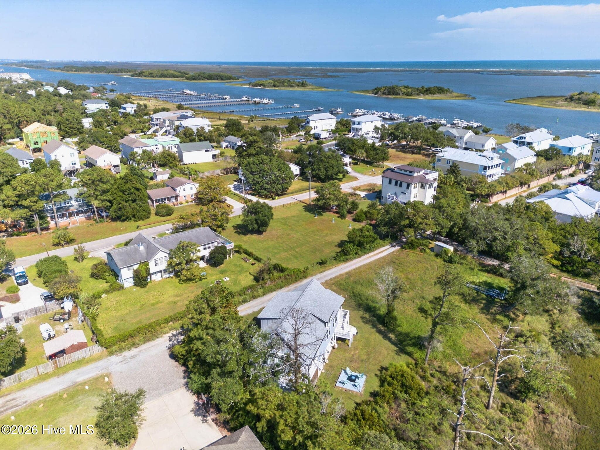 Single Family Residence at 1406 Marsh Cove Lane, Wilmington, NC 28409, photo 41 of 47