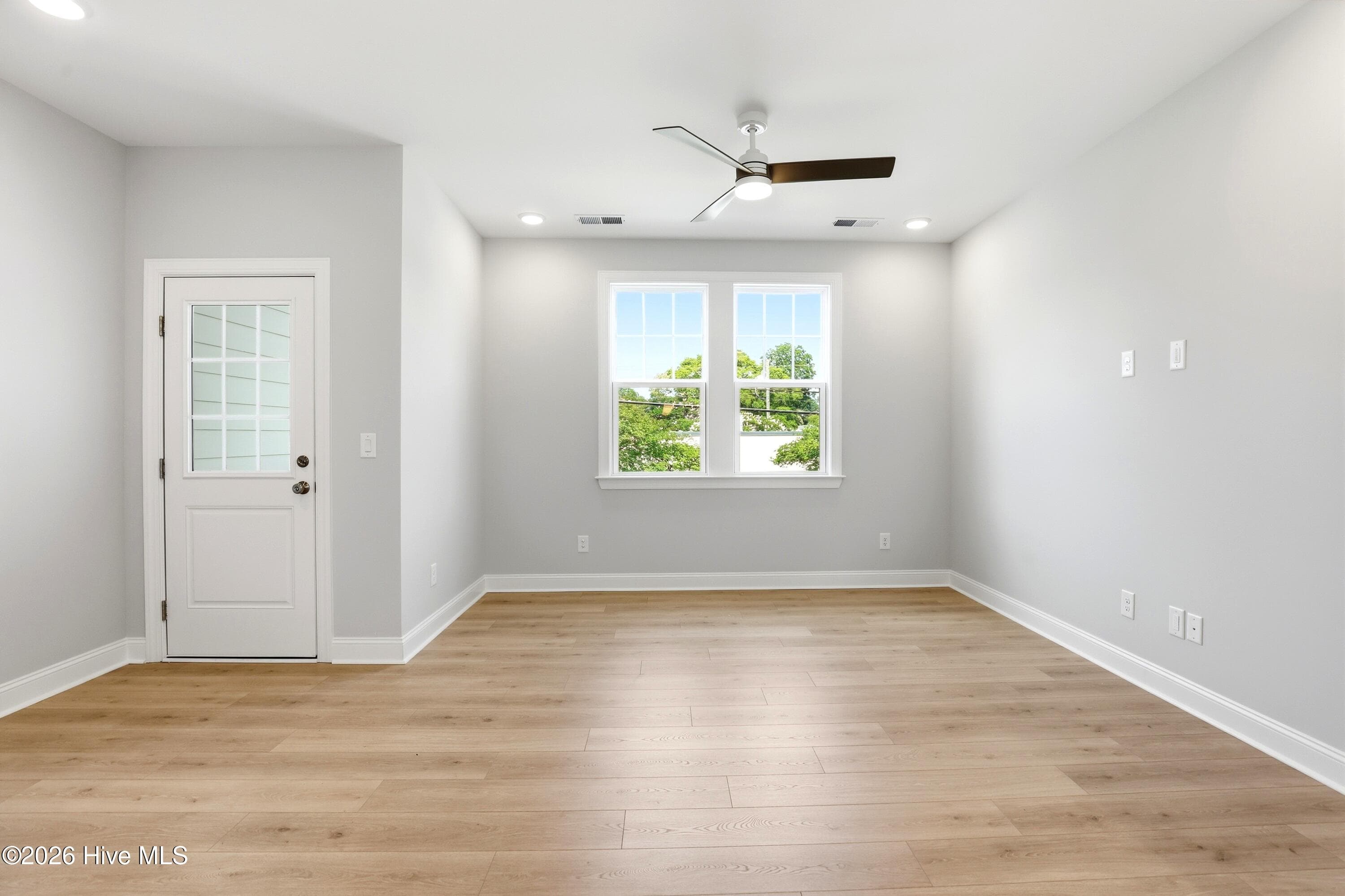 Townhouse at 510 Mcrae Street 102, Wilmington, NC 28401, photo 34 of 77
