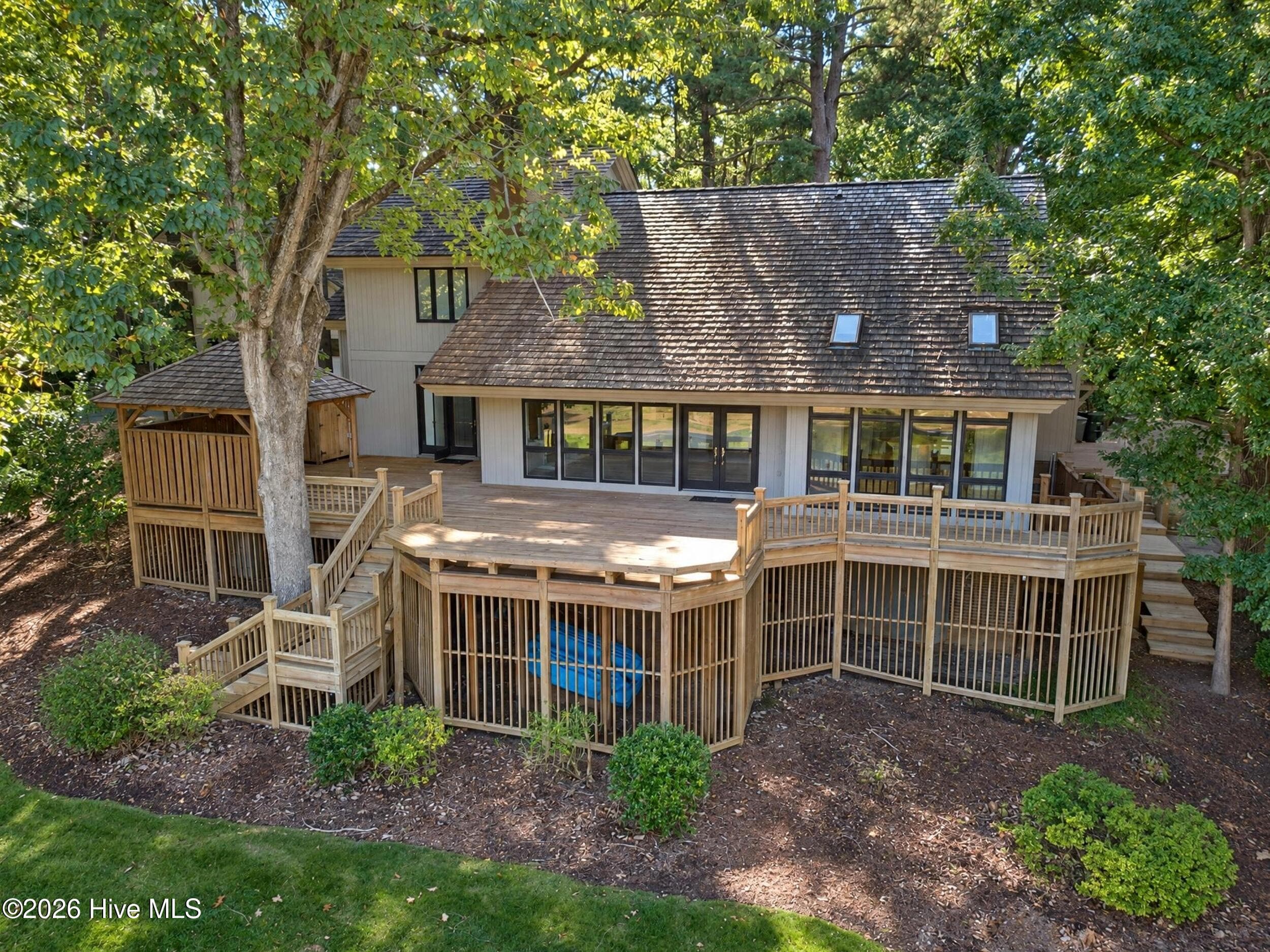 Single Family Residence at 11 Canvasback Point, Rocky Mount, NC 27804, photo 2 of 70