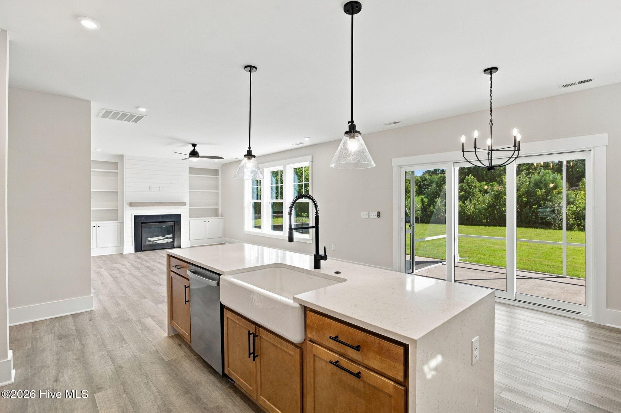 Single Family Residence at 1016 Fawn Valley Way, Wilmington, NC 28409, photo 8 of 42