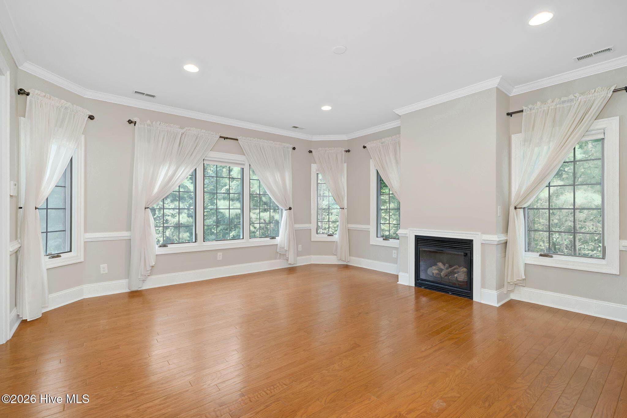 Single Family Residence at 116 Tremayne Drive, New Bern, NC 28560, photo 6 of 45