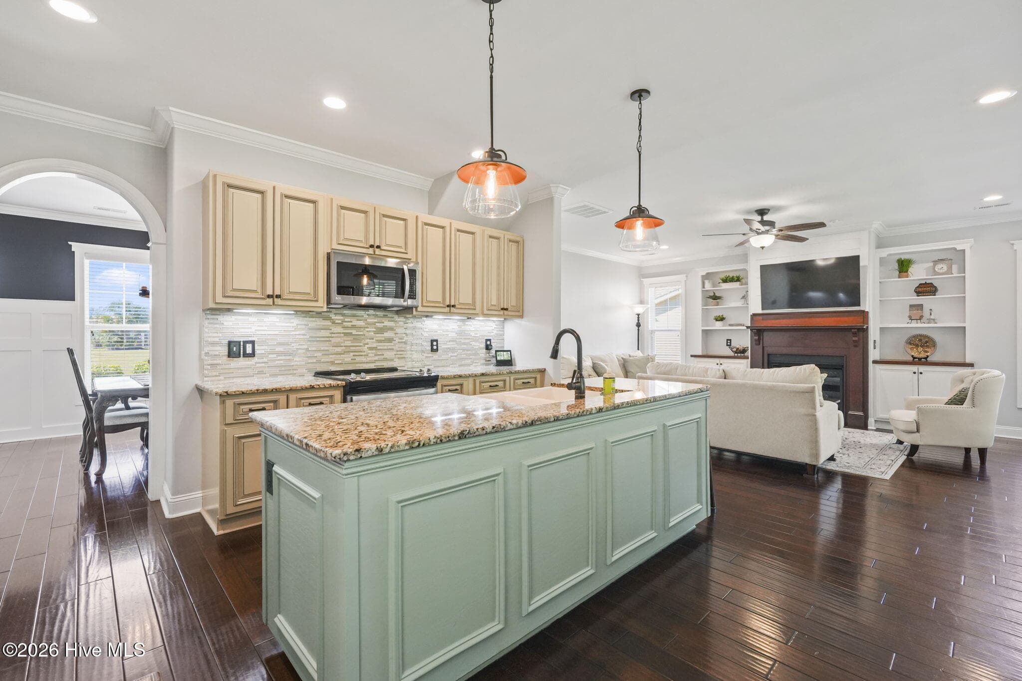 Single Family Residence at 749 Pickering Drive NW, Calabash, NC 28467, photo 11 of 48