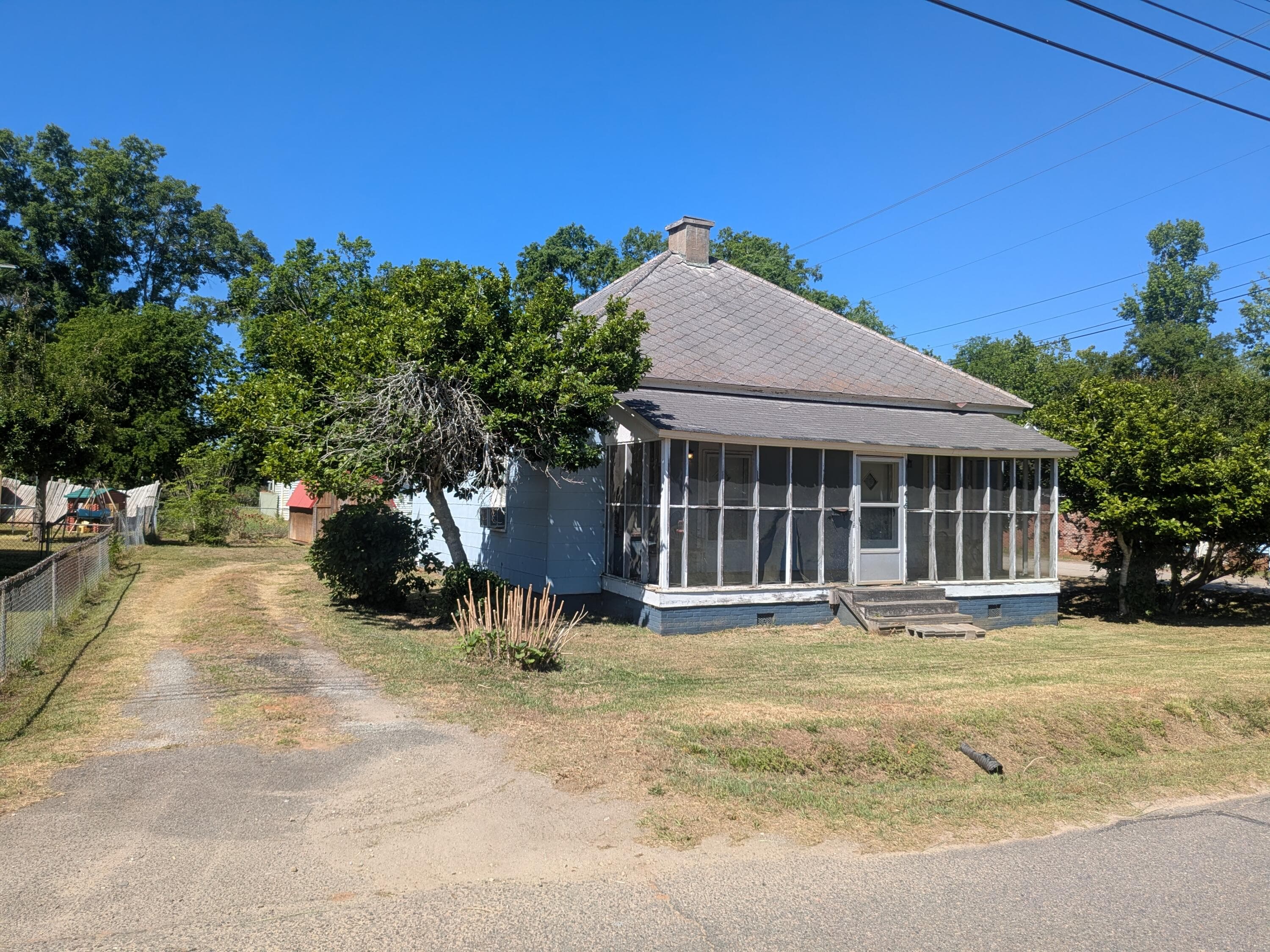 Single Family Residence at 418 Mims Street, Edgefield, SC 29824, photo 27 of 29
