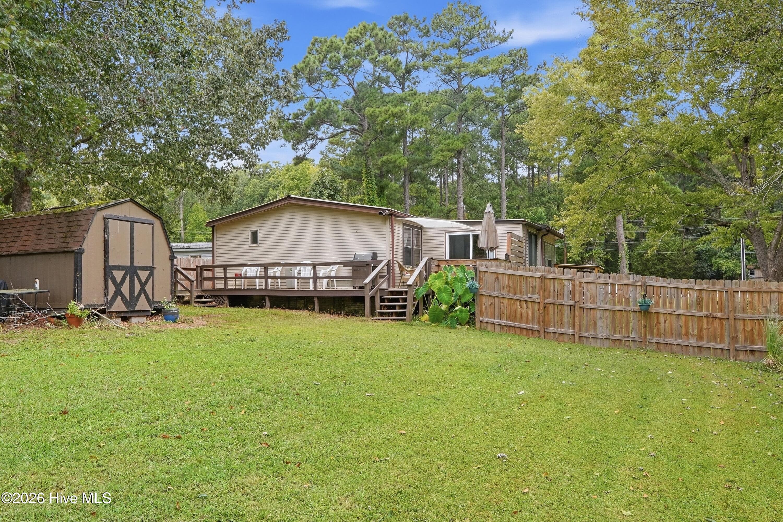 Manufactured Home at 120 Discovery Trail, Hertford, NC 27944, photo 22 of 24