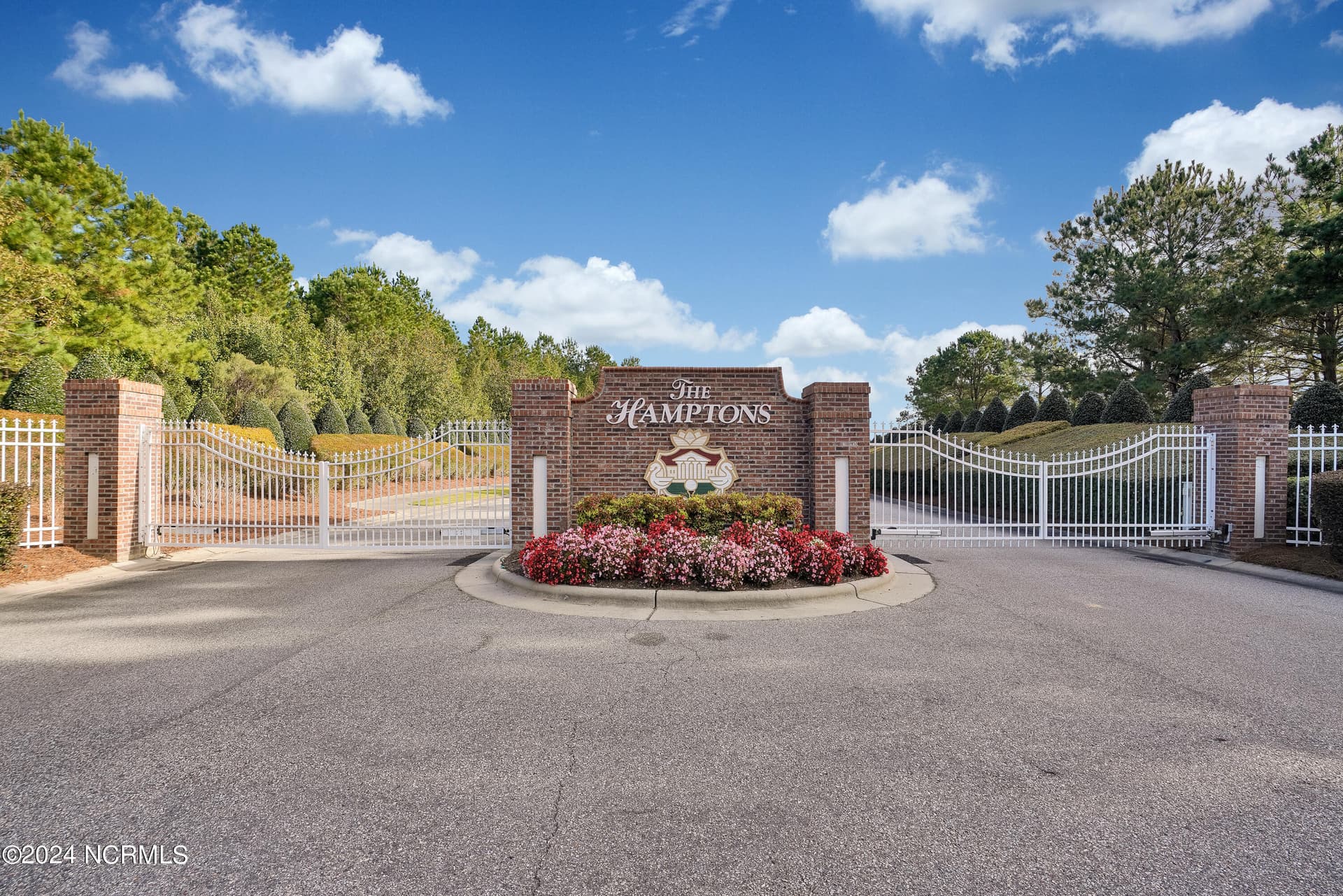 Single Family Residence at 8751 Nashville Drive NW Lot 1215- St. Phillips, Calabash, NC 28467, photo 5 of 11
