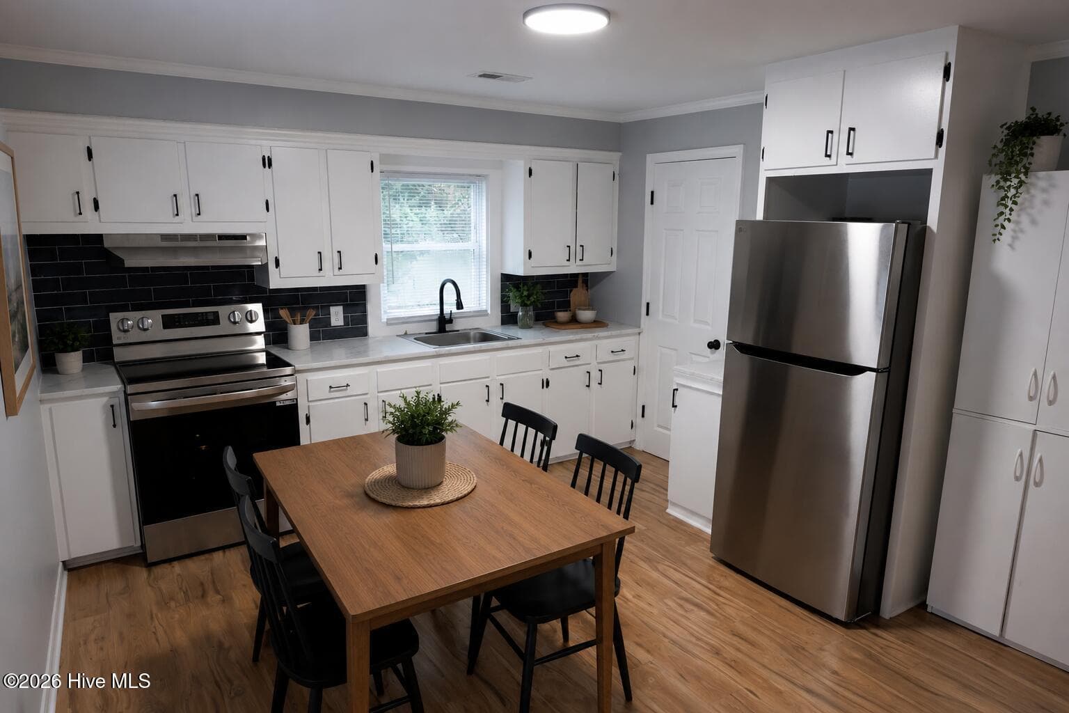Single Family Residence at 3625 S Walnut Street, Farmville, NC 27828, photo 14 of 17