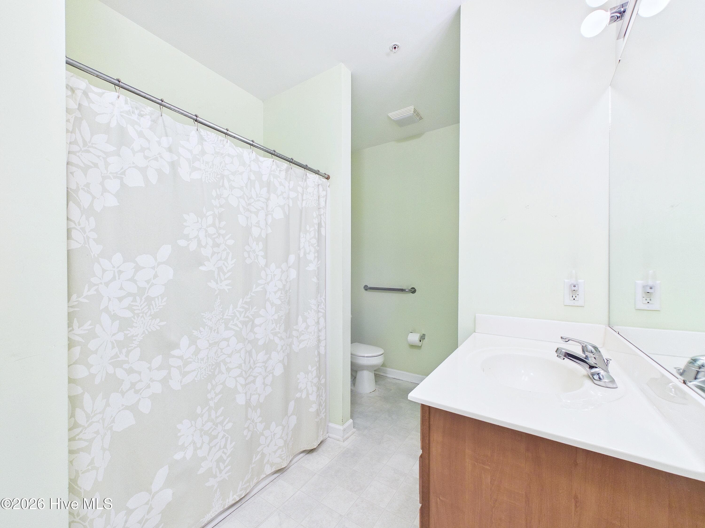 Condominium at 3909 Botsford Court Unit 103, Wilmington, NC 28412, photo 52 of 95