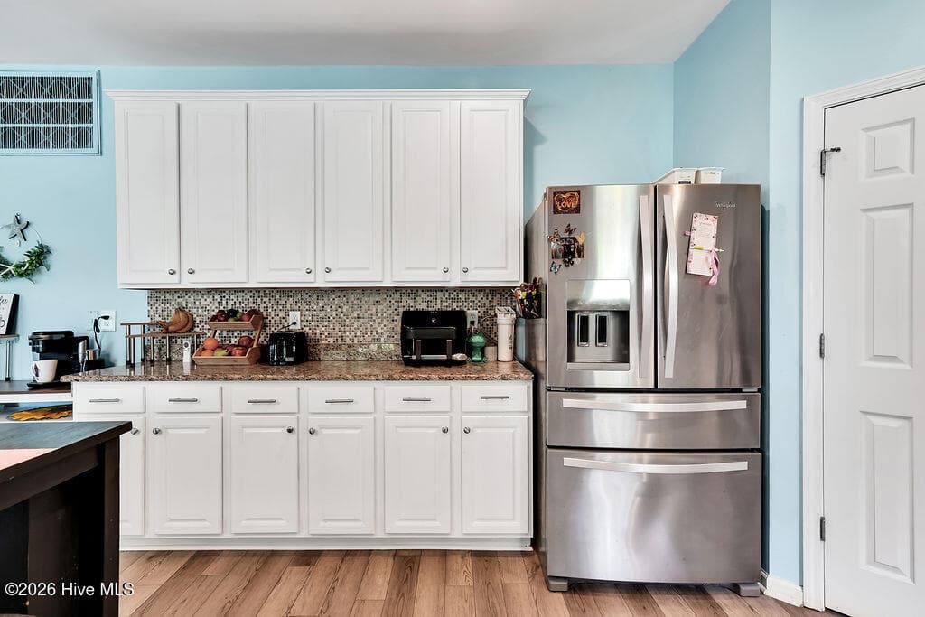Single Family Residence at 5010 Portside Drive, Southport, NC 28461, photo 17 of 61