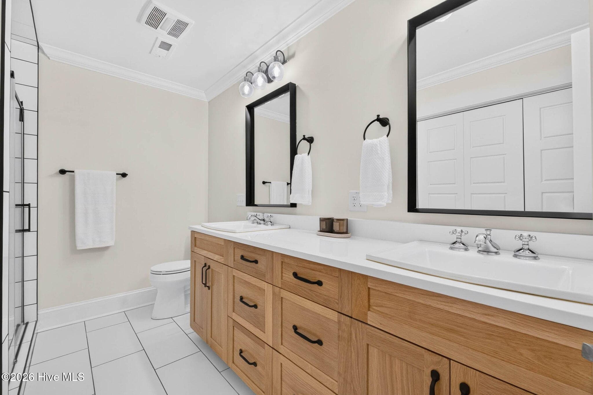 Primary Bath - 5933 Dutchman Creek Road, Southport, NC 28461
