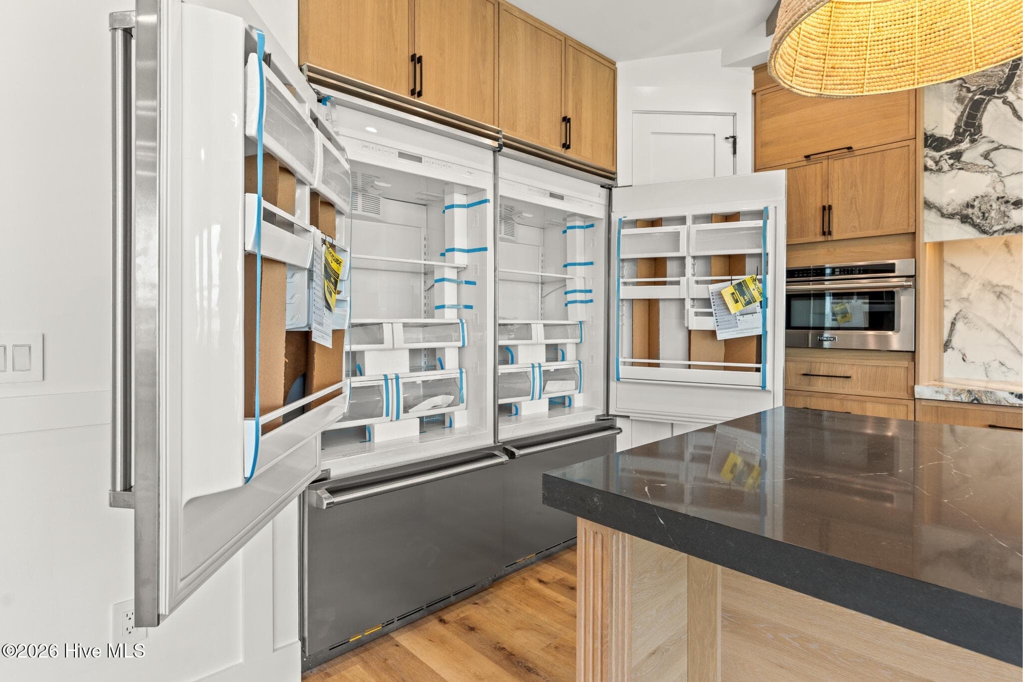 Sub-Zero integrated column refrigerator and freezer. - 41 Grand View Drive, Ocean Isle Beach, NC 28469
