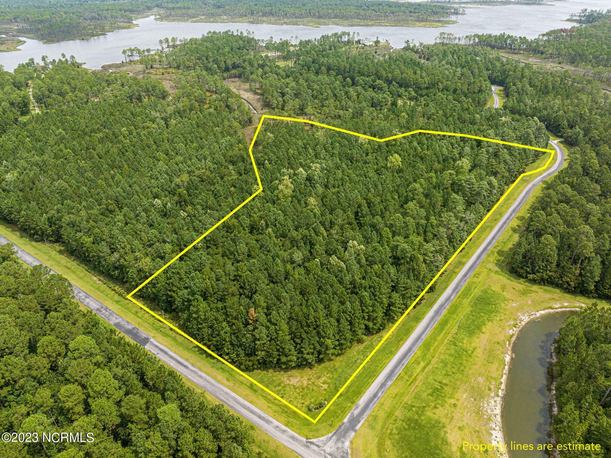 Property lines on photos are an approximation. - 15 15 Paradox Point Drive, Aurora, NC 27806