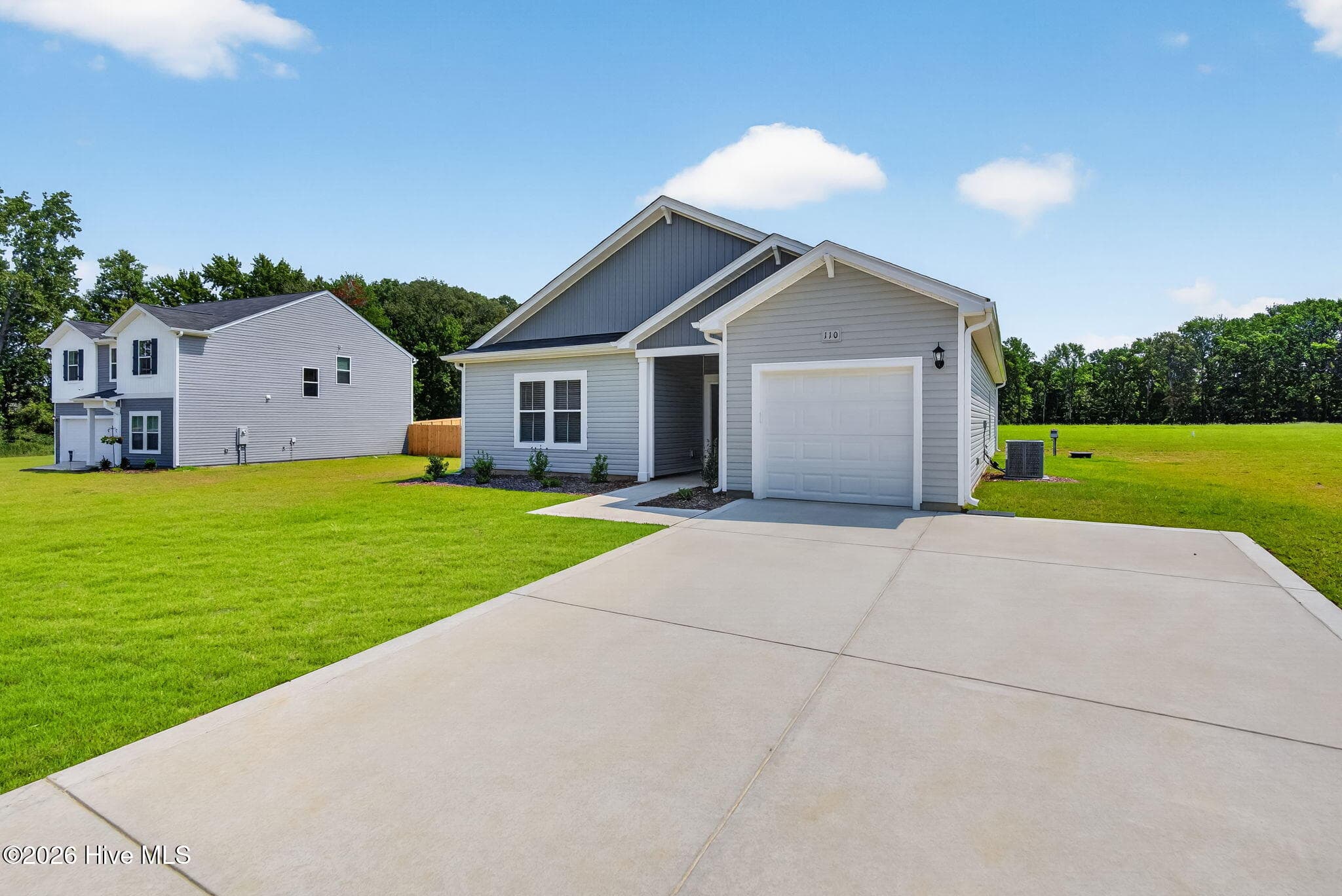 Single Family Residence at 102 Rubyfield Court, Fremont, NC 27830, photo 6 of 33